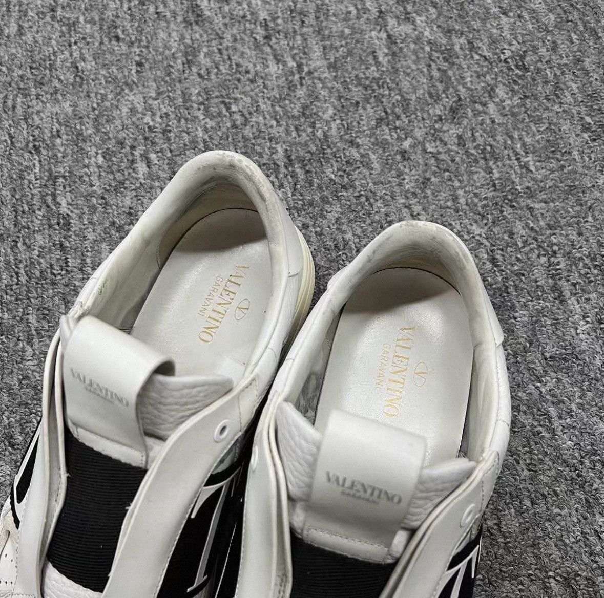 Valentino Valentino Leather Black Lowtop Sneakers S Men Size US 10 / EU 43 - 8 Thumbnail
