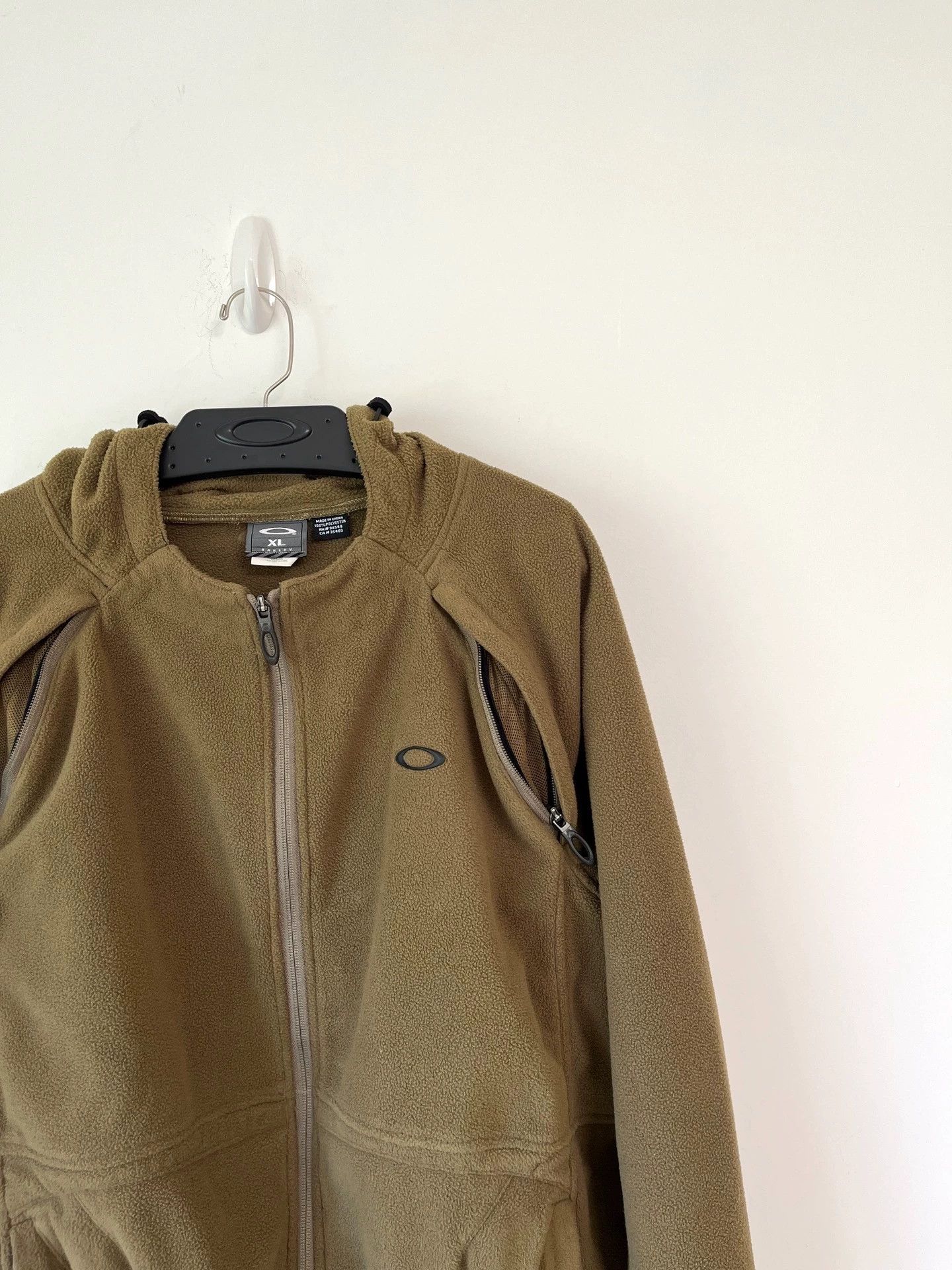 Oakley Oakley Vintage Fleece Jacket XL 00 Size US XL / EU 56 / 4 - 2 Thumbnail