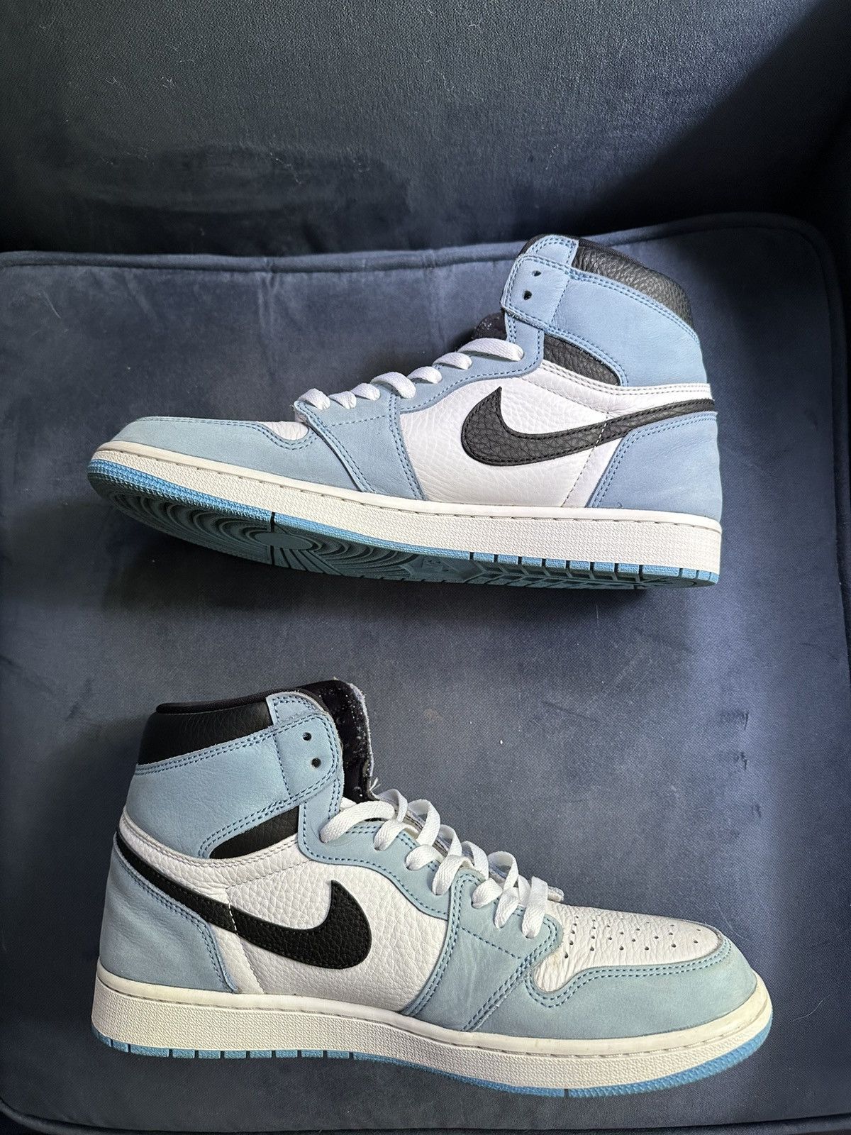 Jordan Brand University Blue Air Jordan 1 Size US 12 / EU 45 - 2 Thumbnail