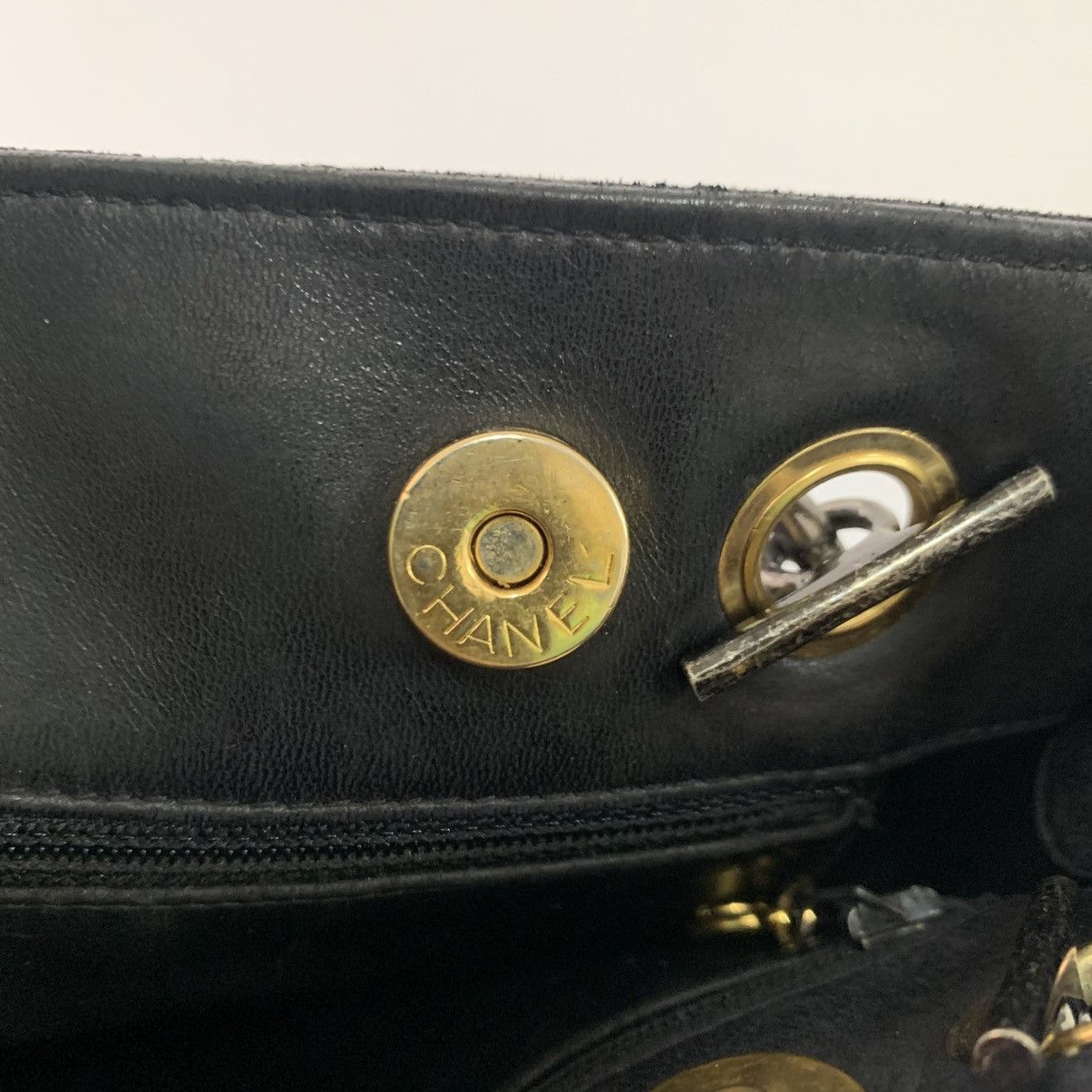 Chanel Chanel Vintage Shoulder Chain Bag Size ONE SIZE - 13 Thumbnail