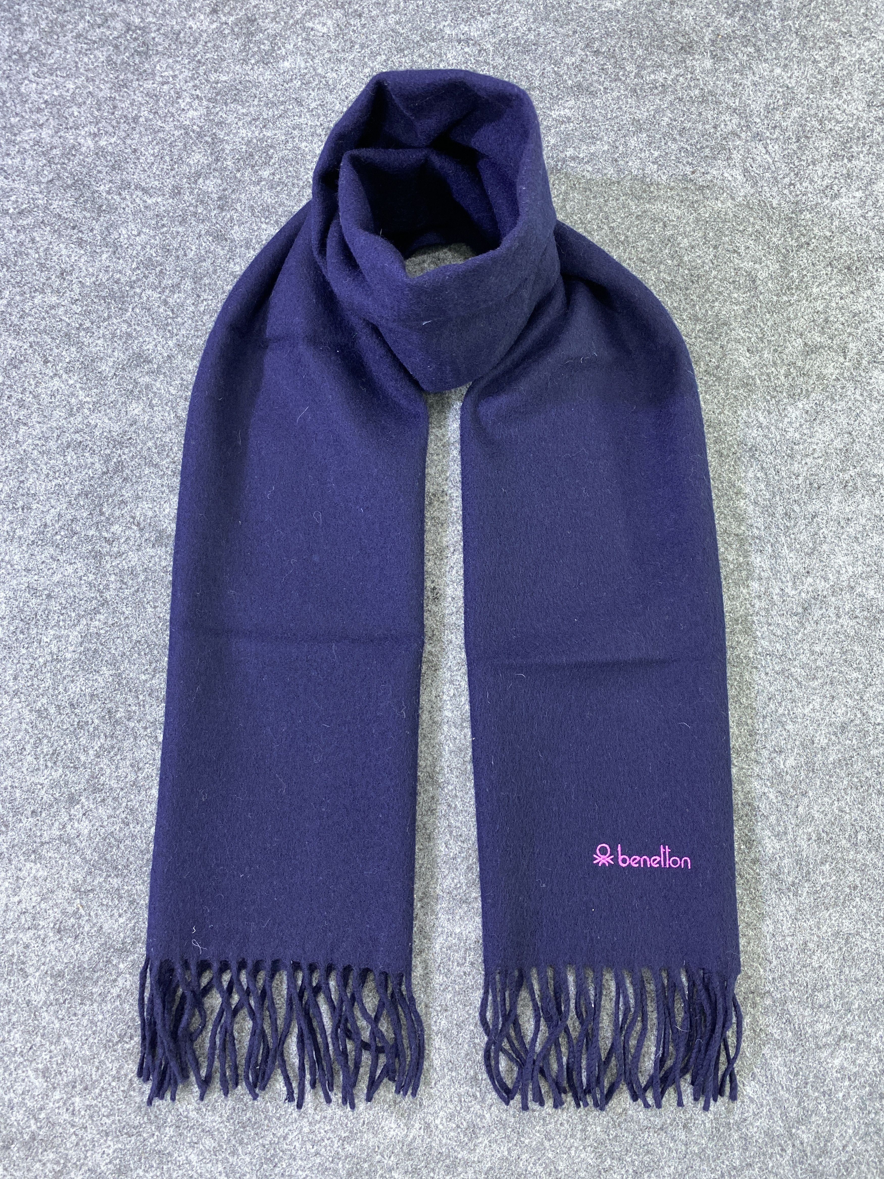 United Colors Of Benetton United Colors Of Benetton Scarf / Muffler / Neckwear -T702 Size ONE SIZE - 1 Thumbnail
