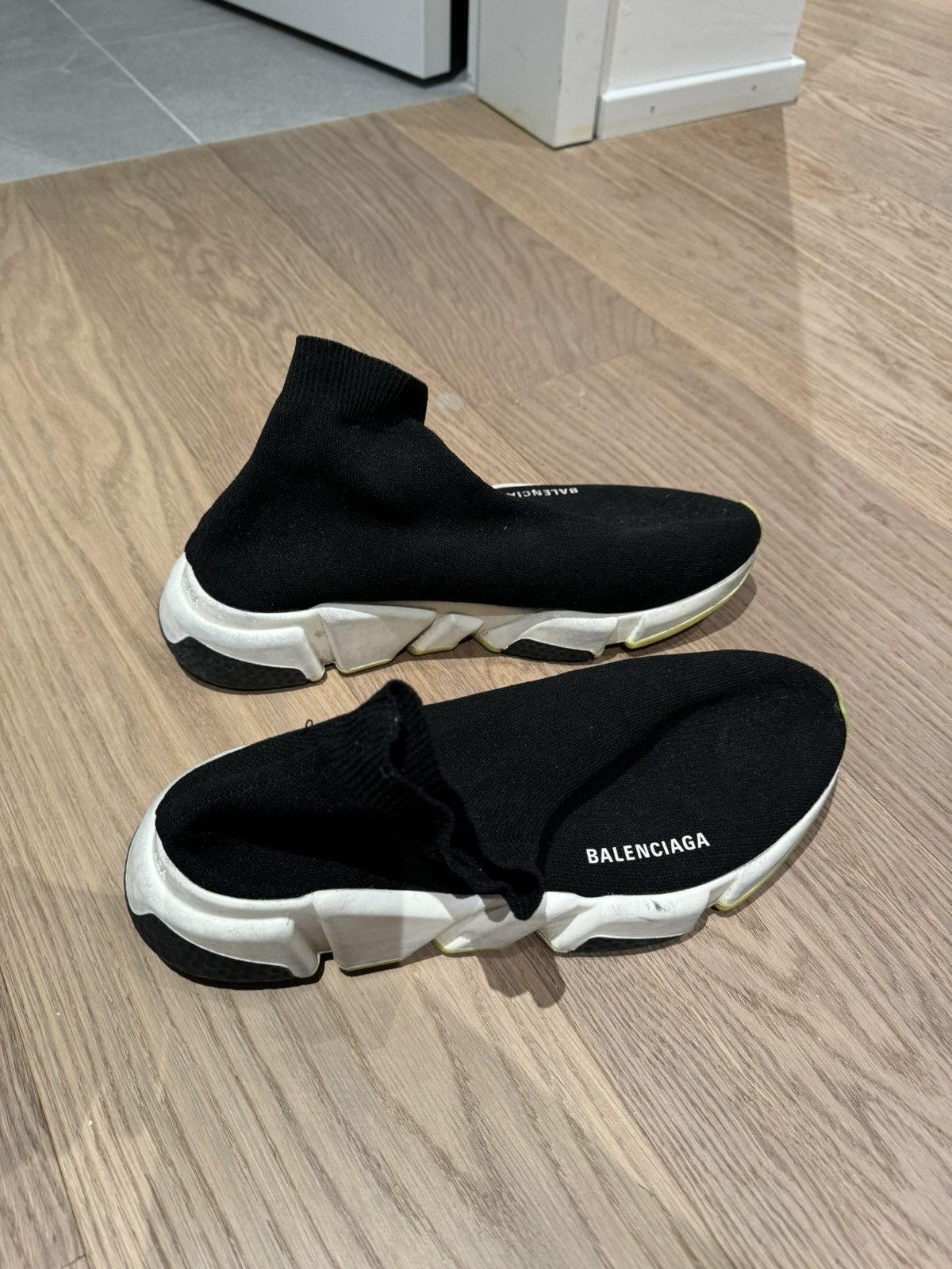 Balenciaga Balenciaga Socks sneakers Size US 11 / EU 44 - 1 Thumbnail