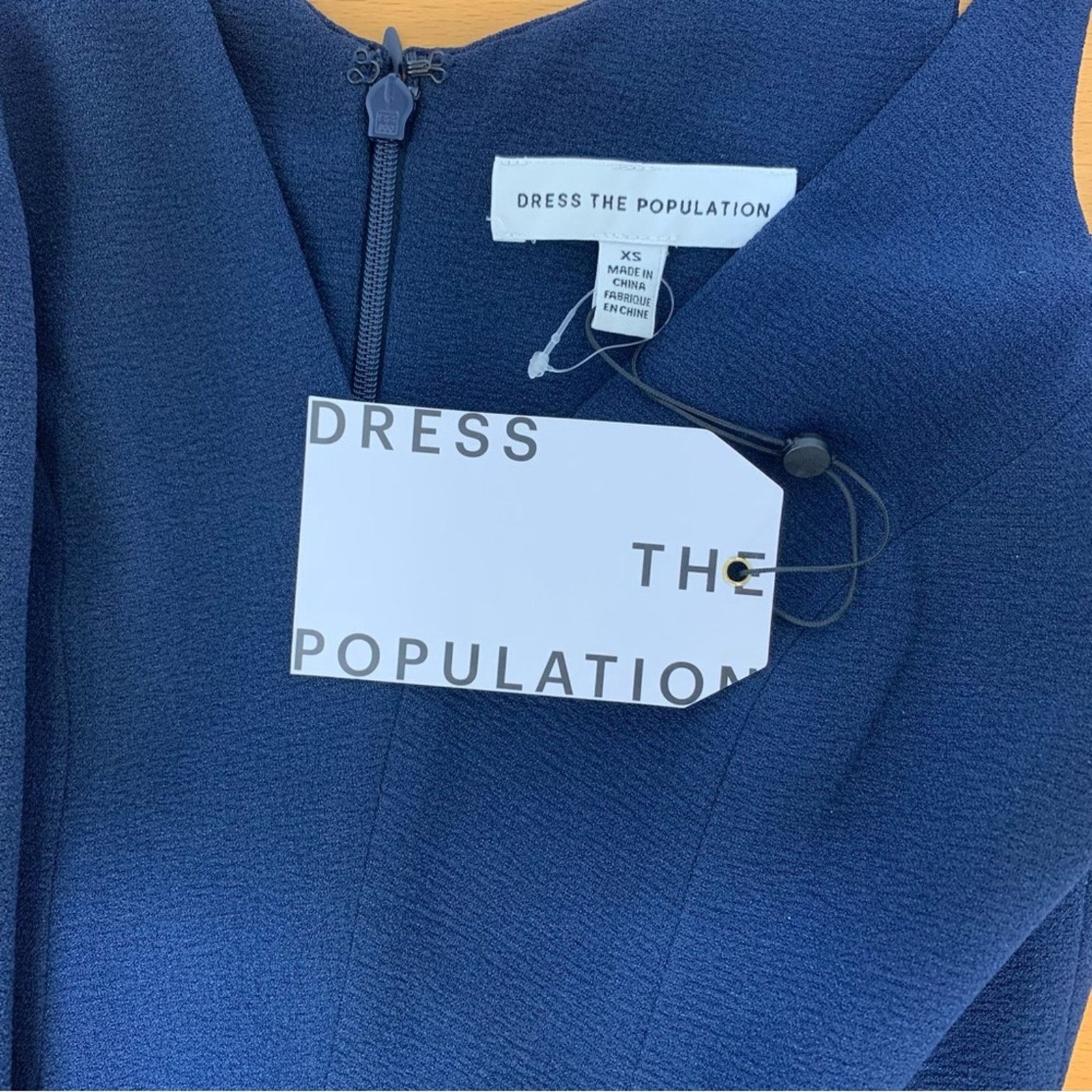 Dress the Population Dress The Population Iris V-Neck Slit Crepe Blue Gown XS Size XS / US 0-2 / IT 36-38 - 10 Thumbnail