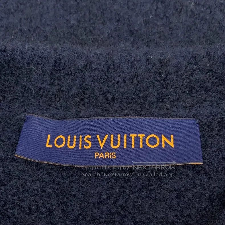 Louis Vuitton Louis Vuitton Dark blue logo embroidered wool crewneck lon Size US M / EU 48-50 / 2 - 5 Thumbnail