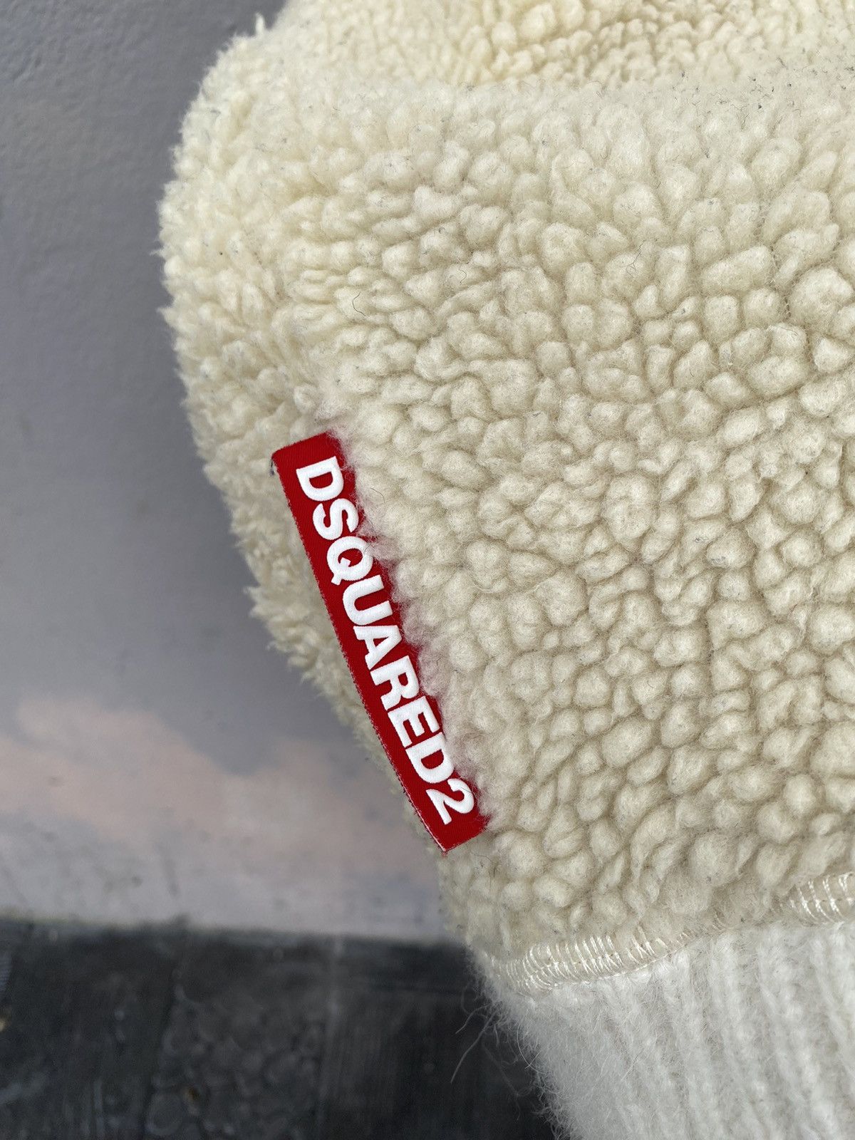 Dsquared2 2019 DSQUARED2 Deep Pile Cream Ball Fit Hoodie Size US M / EU 48-50 / 2 - 6 Thumbnail