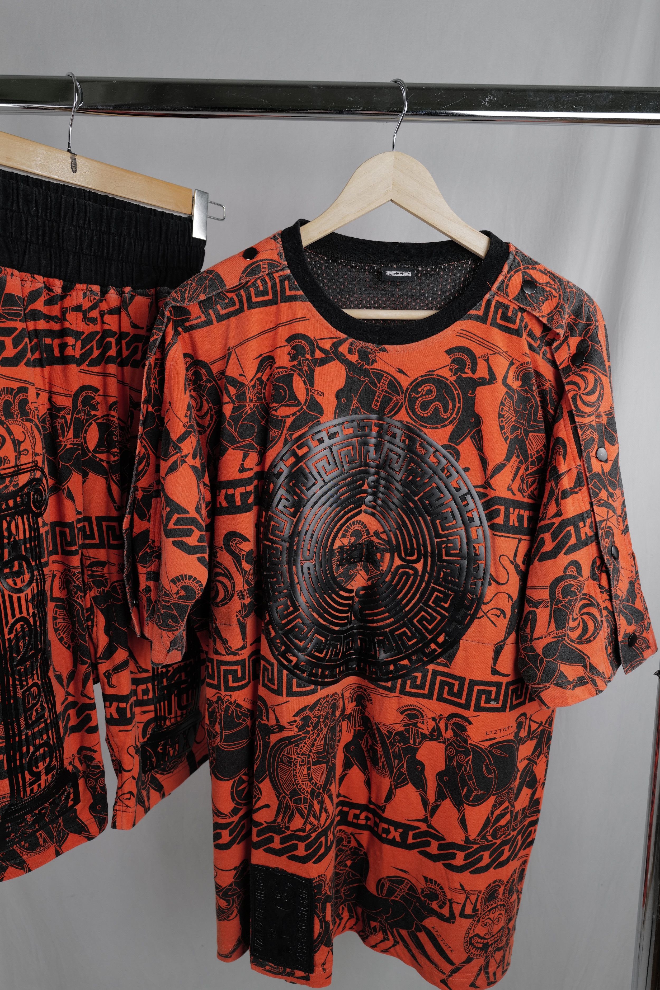 KTZ KTZ ORANGE SYMBOLISM SUIT Size US M / EU 48-50 / 2 - 3 Thumbnail