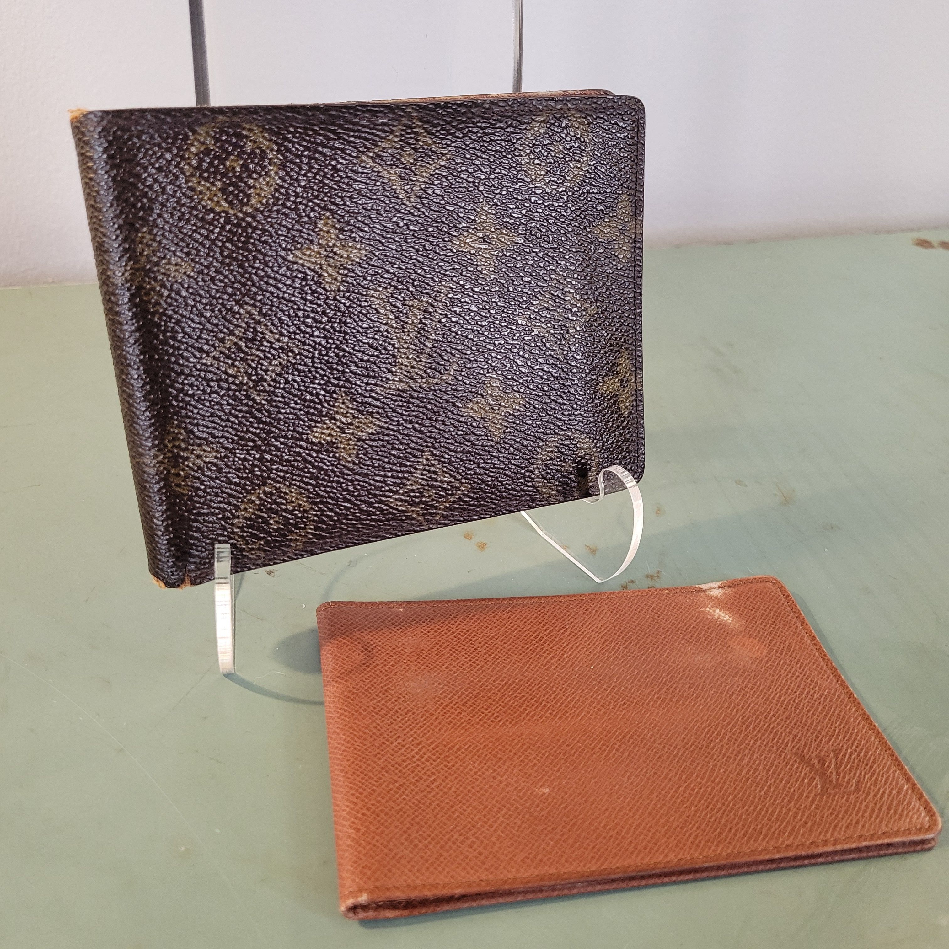 Louis Vuitton Rare Louis Vuitton Monogram Large Bifold With Card Insert Size ONE SIZE - 2 Thumbnail