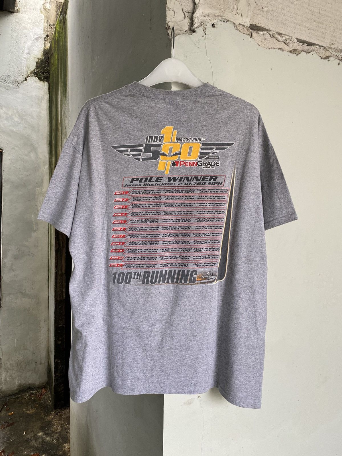 Gildan × NASCAR × Vintage Vintage Indy 500, 100th Running Tshirt Size US XL / EU 56 / 4 - 2 Thumbnail