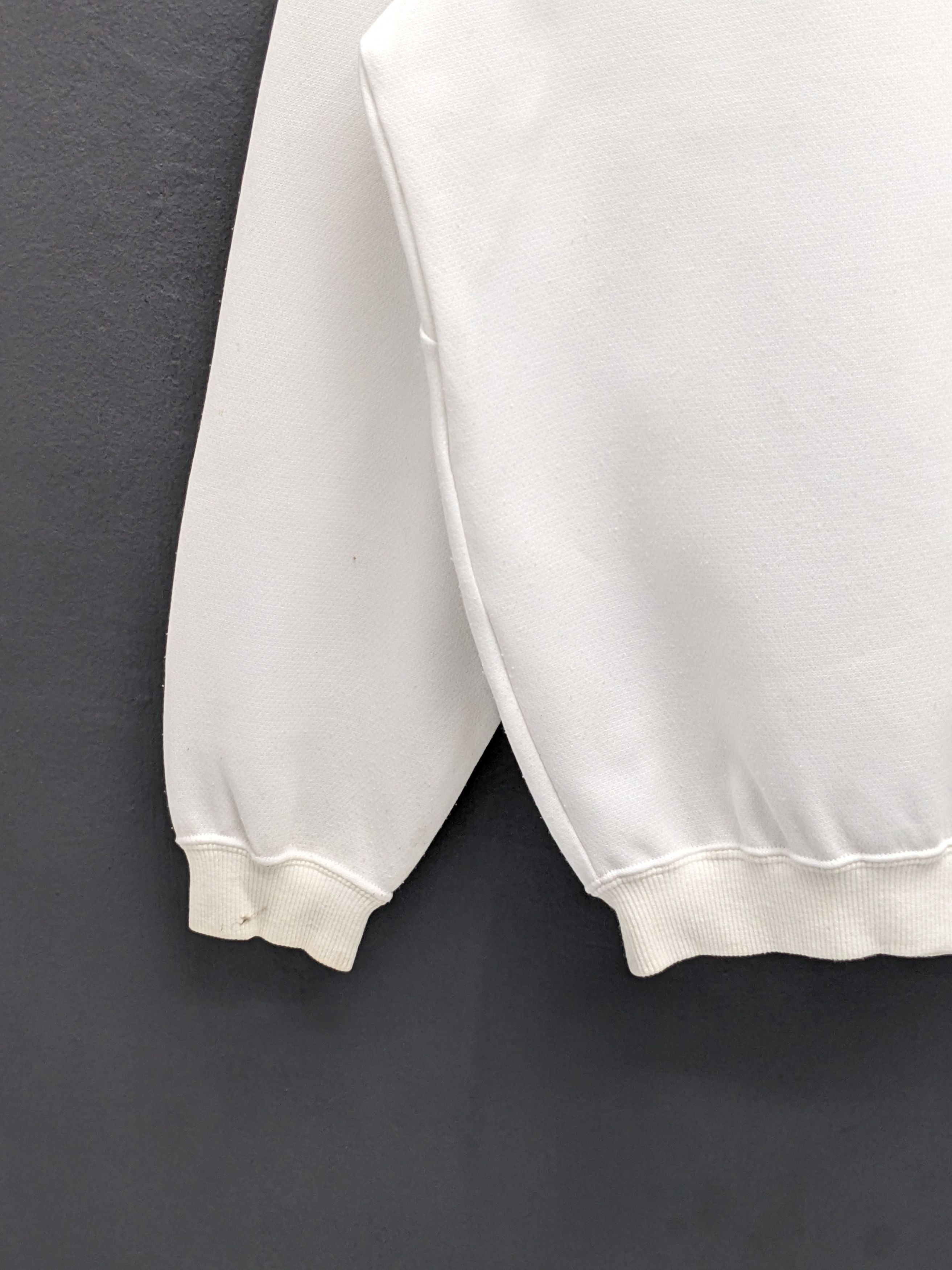 Mizuno Vintage Mizuno White V-Neck Pullover Sweatshirt JASPO Size US L / EU 52-54 / 3 - 5 Thumbnail