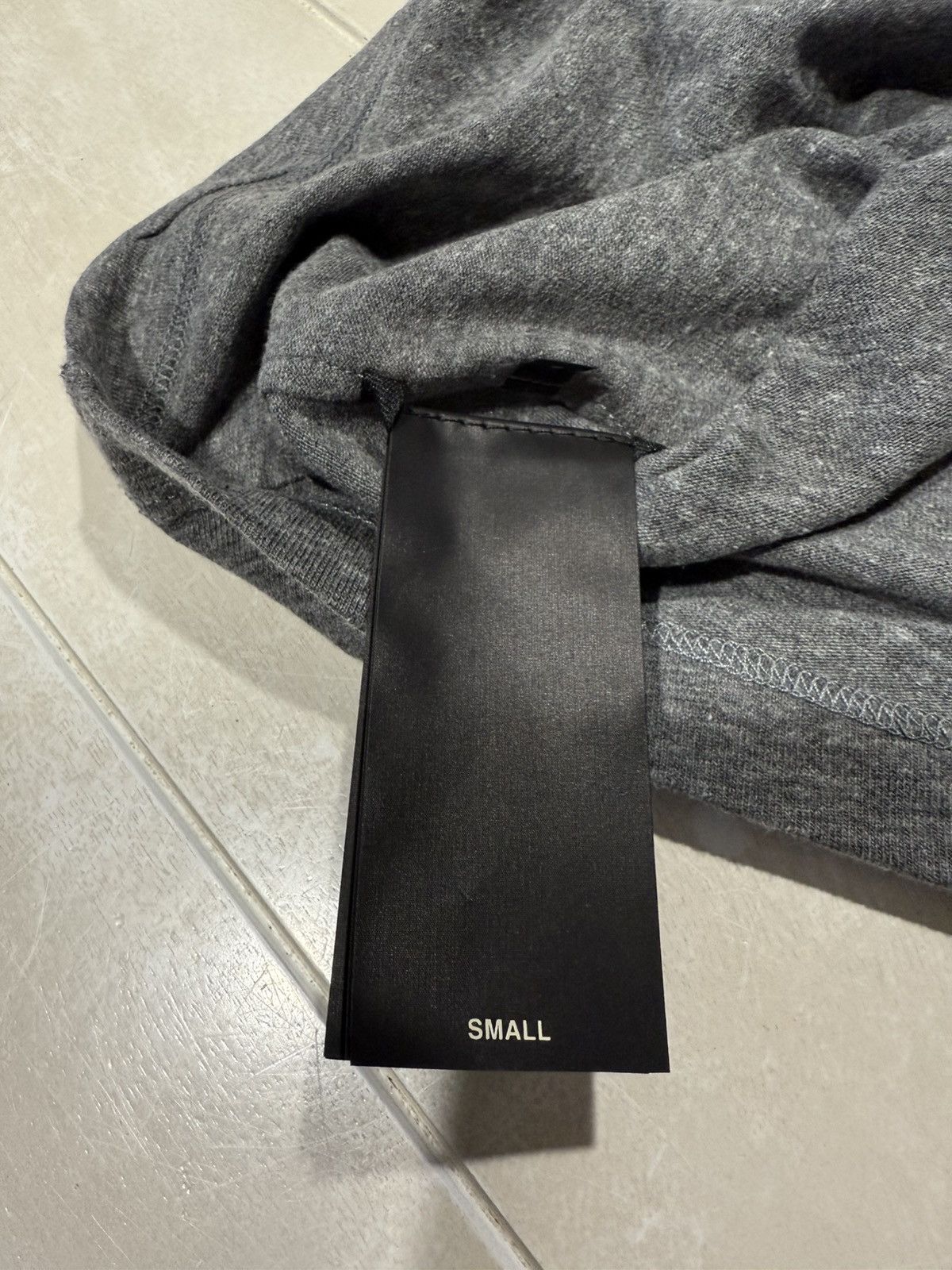 Fear of God Fear of God 6th collection gray SS shirt Size US S / EU 44-46 / 1 - 5 Thumbnail