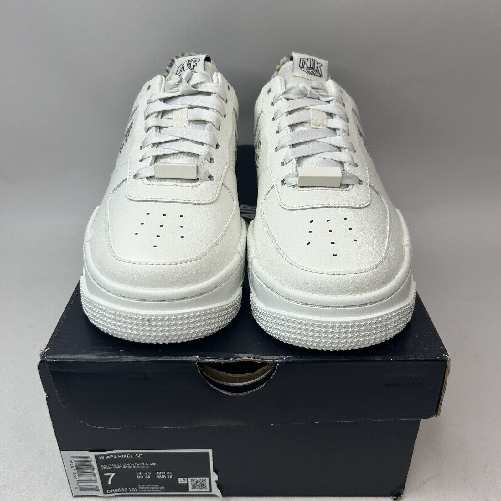 Nike Nike Air Force 1 Pixel SE WMNS “White Leopard” 2024 Size US 7 / IT 37 - 2 Thumbnail