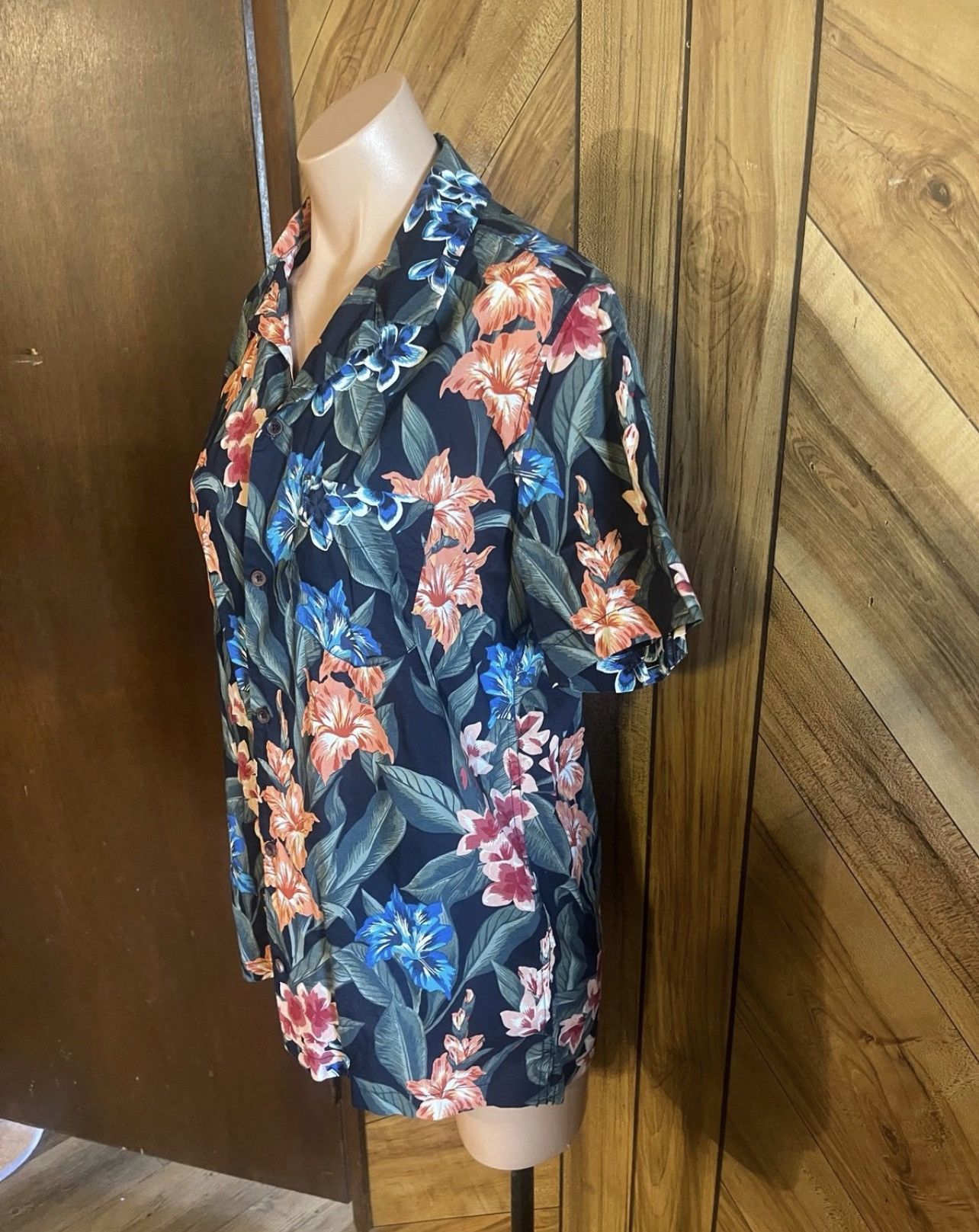 Aeropostale Aeropostale The Resort Shirt Hawaiian Print Button Shirt NWT Size US S / EU 44-46 / 1 - 4 Thumbnail