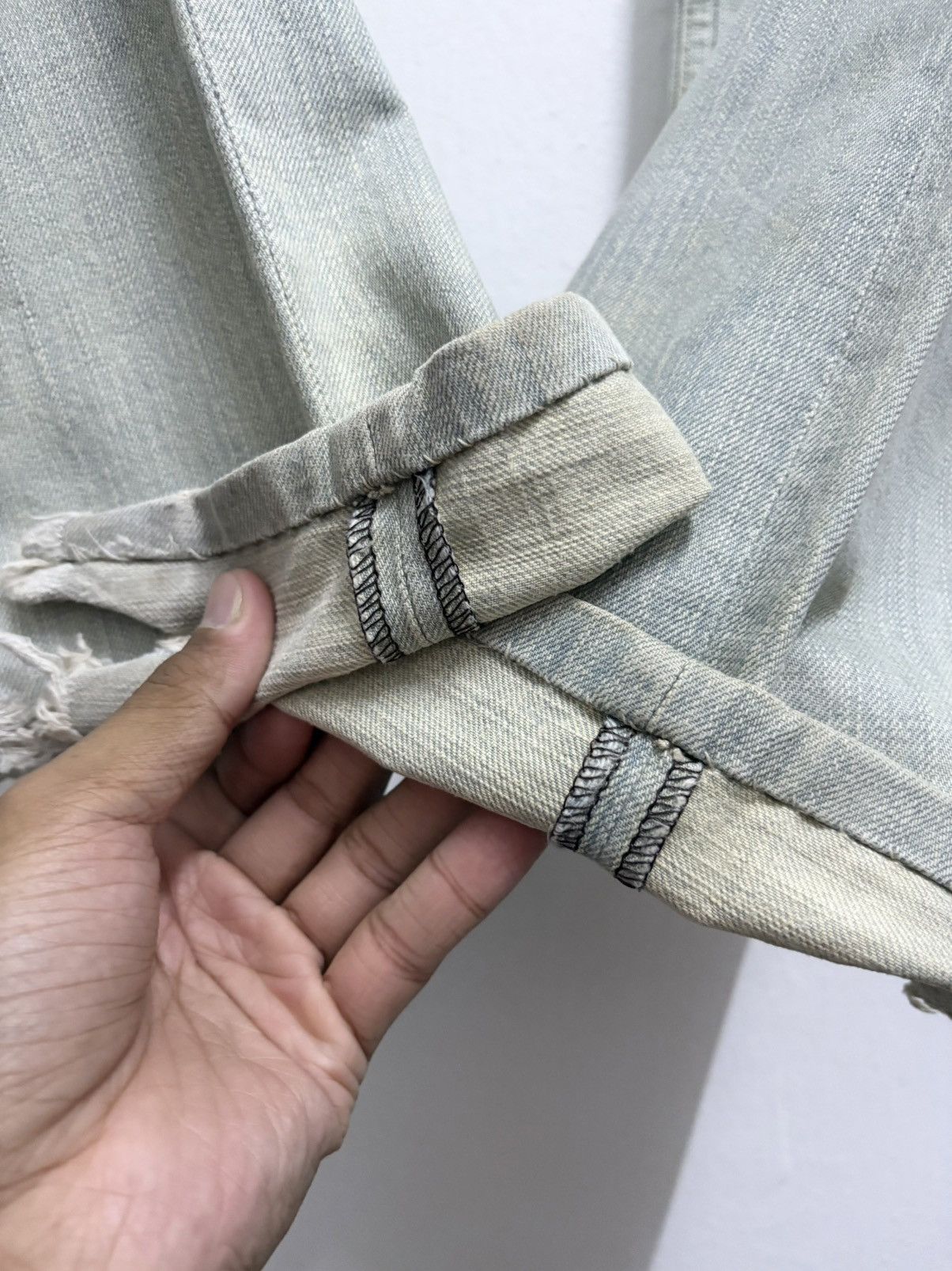 Number (N)ine 2000’s Number (N)ine Multi Pocket Distress Denim Jeans Size US 30 / EU 46 - 12 Thumbnail
