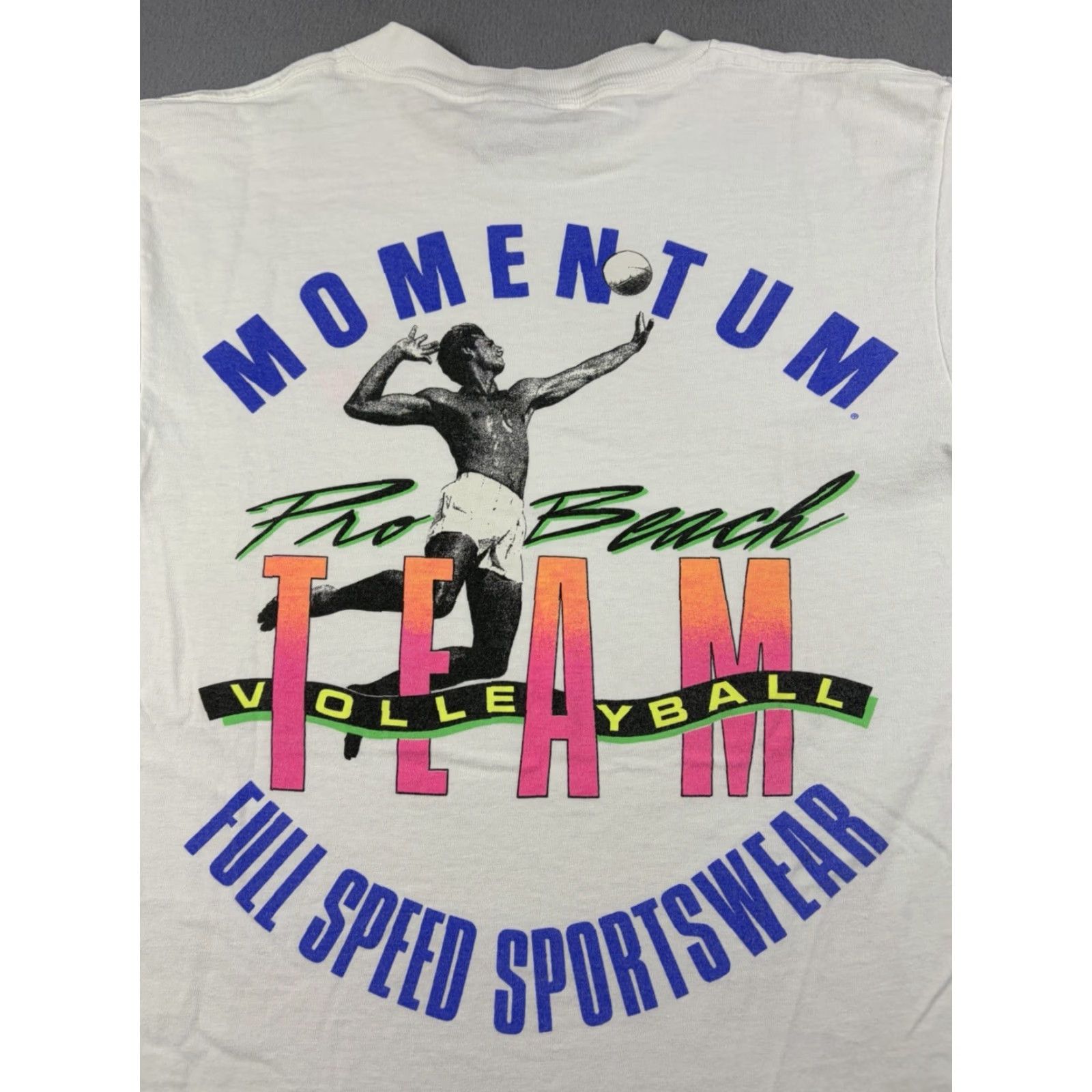 Vintage VINTAGE Volleyball T Shirt Adults Size M White 90s Graphic Print Short Sleeve Crew Neck Cotton Regular Double-Sided Mens Size US M / EU 48-50 / 2 - 7 Thumbnail