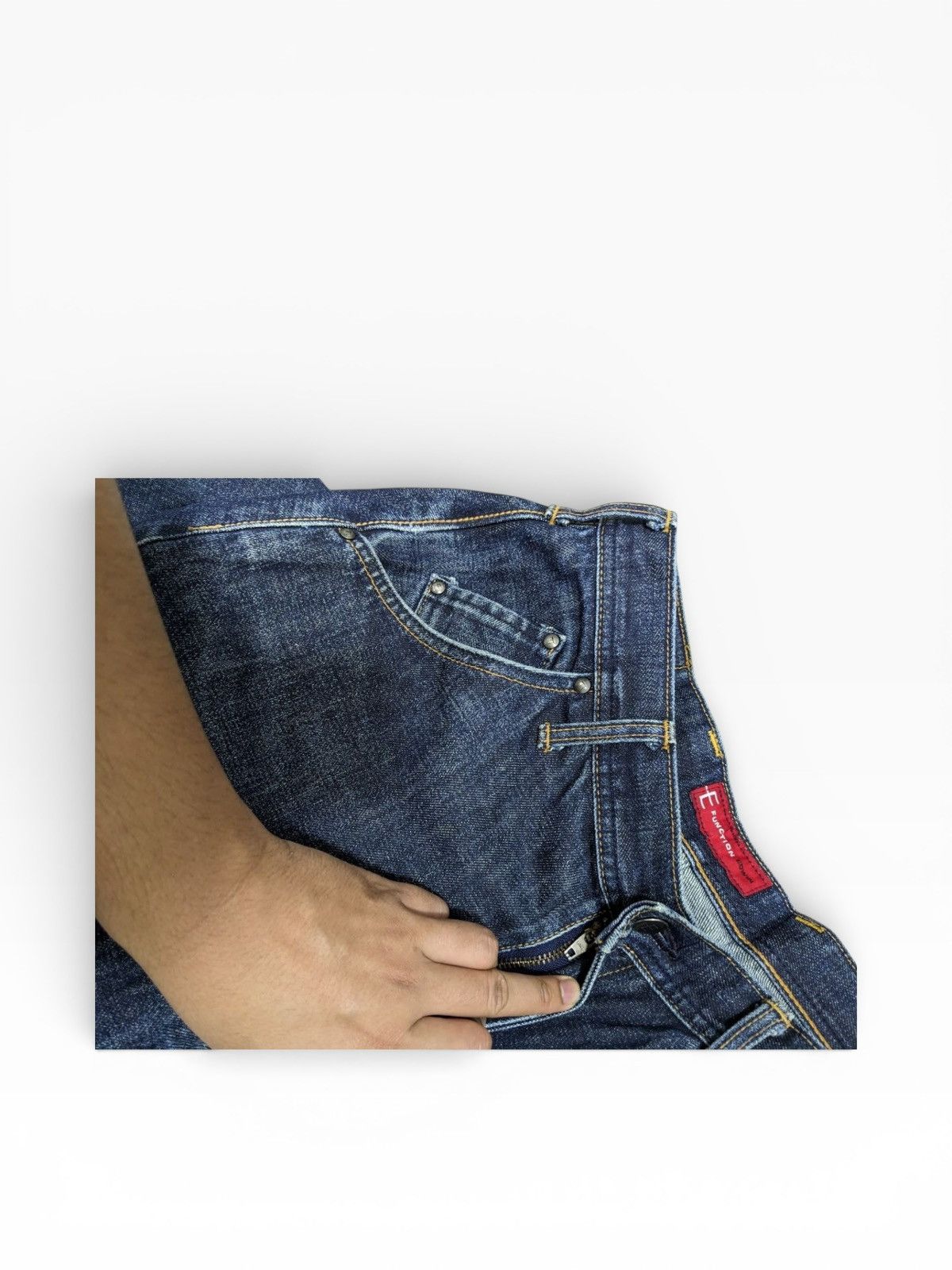 Edwin EDWIN BLUE DENIM INDIGO CURVED FADED DISTRESSED JEANS Size US 31 - 6 Thumbnail