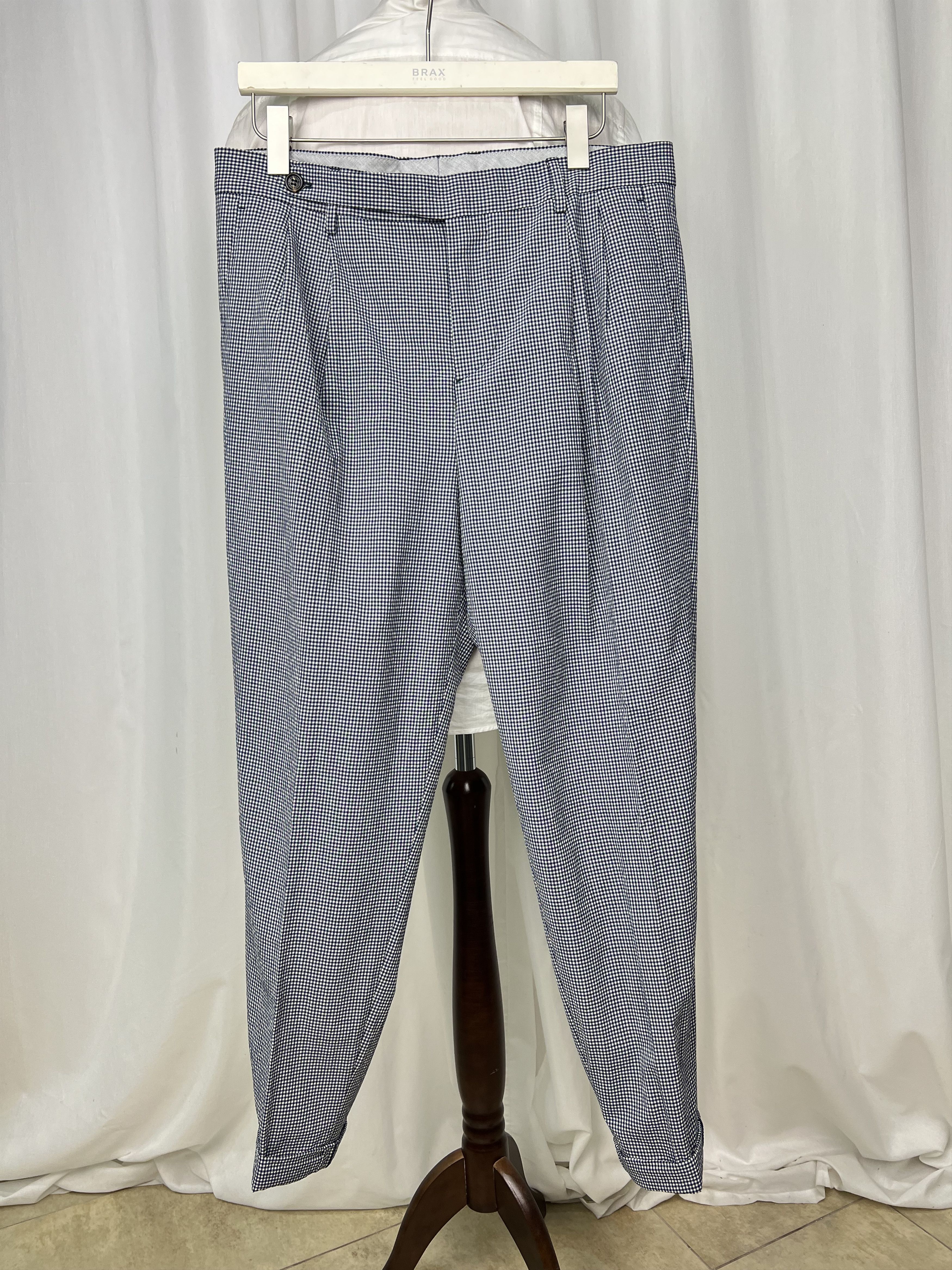 Brunello Cucinelli NWT Micro-Check Half-Lined 2-Piece Light Wool Suit Size 40R - 10 Thumbnail