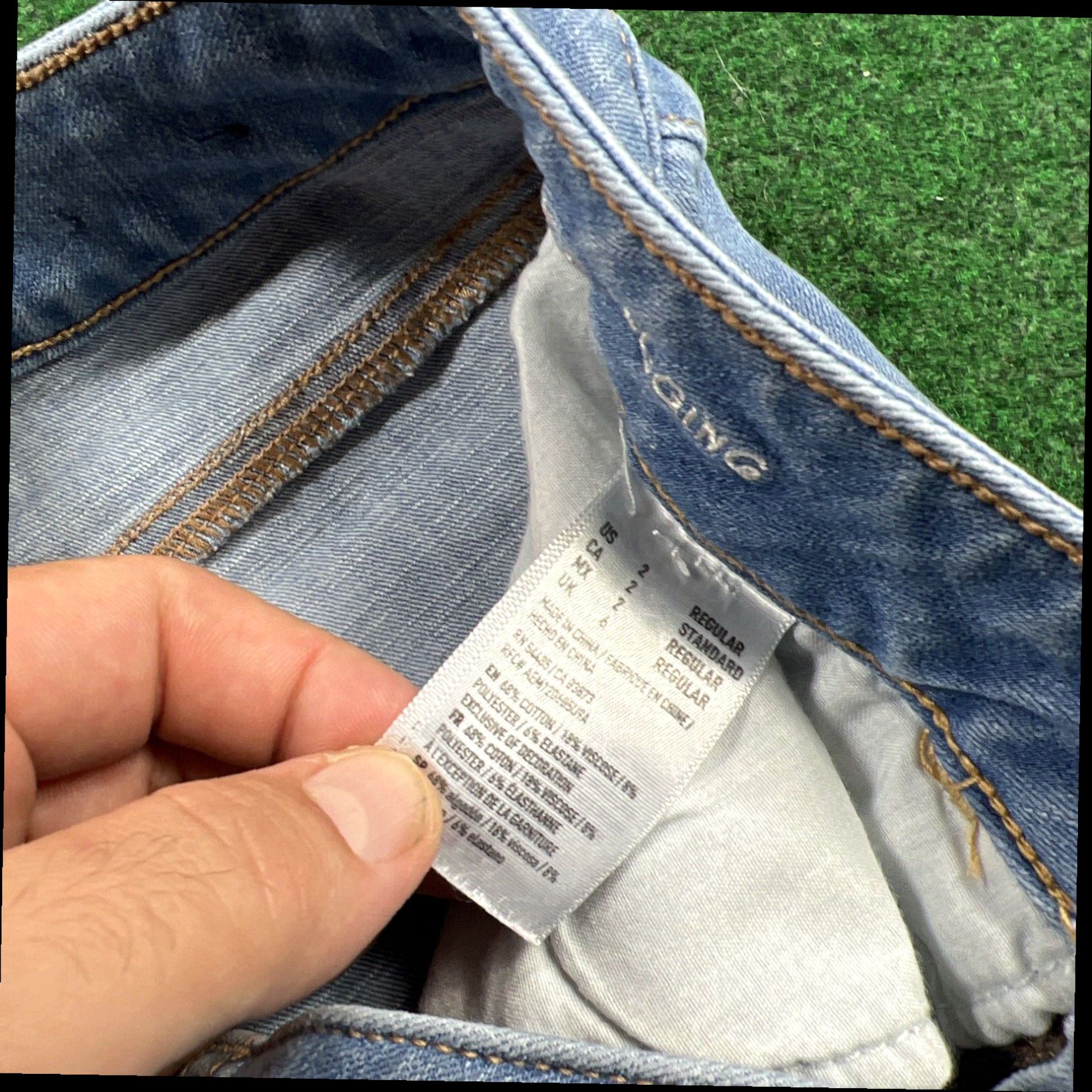 American Eagle Outfitters American Eagle Women's Jeans Size 2 Blue 360 Super Stretch Super High Rise 26x28 Size 26" / US 2 / IT 38 - 5 Thumbnail