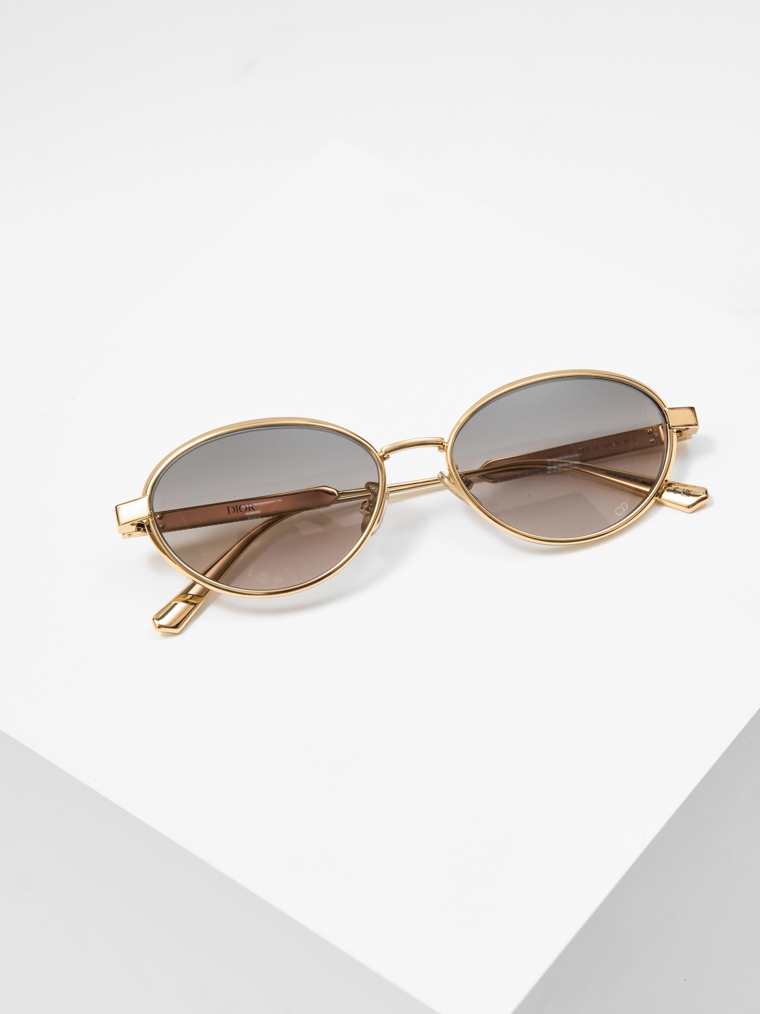 Dior Dior DiorCannage R1U Gradient Gray Oval Sunglasses Size ONE SIZE - 2 Thumbnail