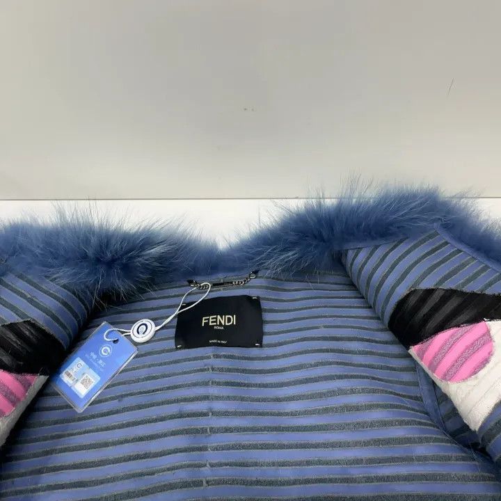 Fendi Fendi Stylish Versatile Short Coat -2507 Size US S / EU 44-46 / 1 - 8 Thumbnail