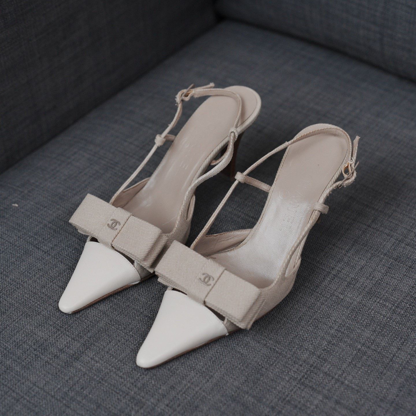 Chanel Chanel Sandals us_6 Women Size US 6 / IT 36 - 1 Thumbnail