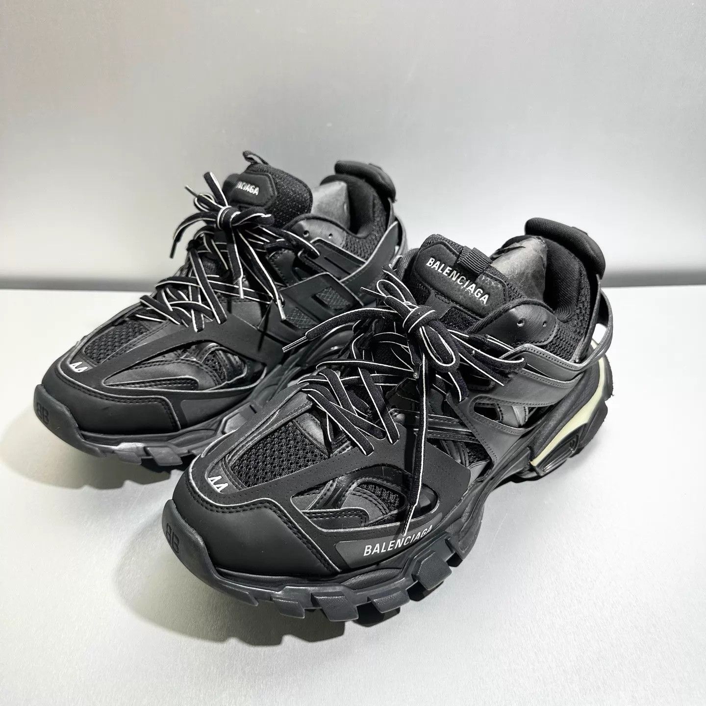 Balenciaga Balenciaga Track Black Led Version 44 EU X6529 Size US 11 / EU 44 - 1 Thumbnail