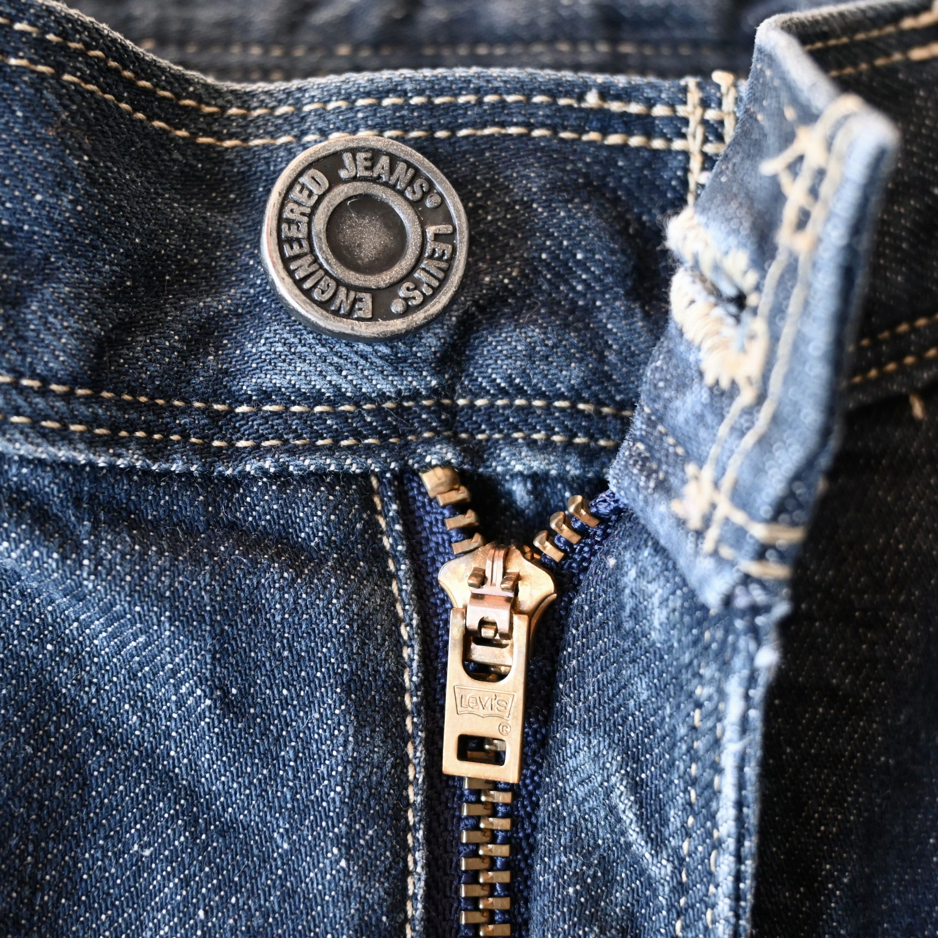 Levi's VTG 2007 Levi's Engineered Jeans, zippered pockets, 33 Size US 33 - 18 Thumbnail