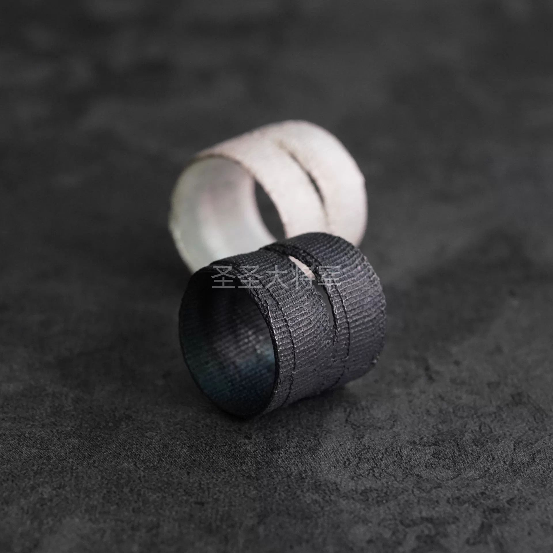 DETAJ Detaj Vintage Cut Edge Band Ring White(12-22) Black(14-20) Size ONE SIZE - 4 Thumbnail