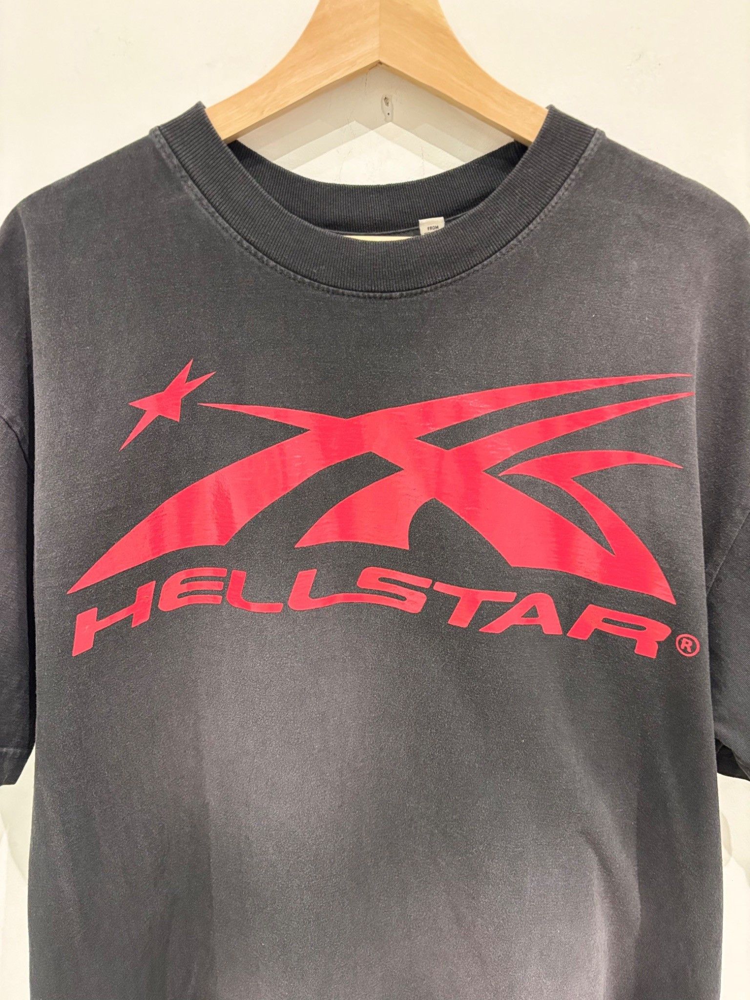 HELLSTAR Hellstar Sports Core Gel Logo Shirt Black/Red Size US XL / EU 56 / 4 - 2 Thumbnail