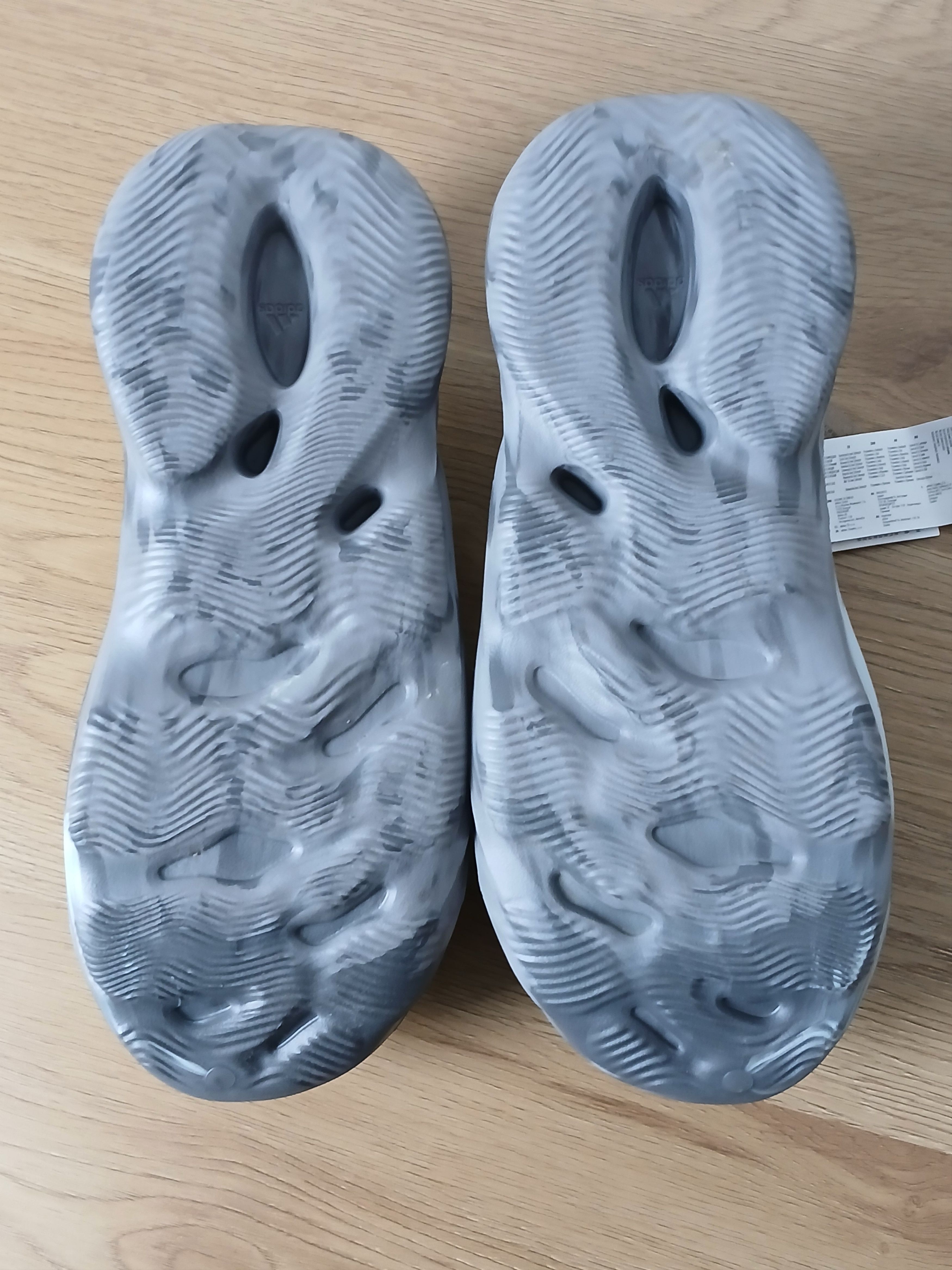 Adidas × Kanye West × Yeezy New Adidas Yeezy Foam Runner Size US 12 / EU 45 - 7 Thumbnail