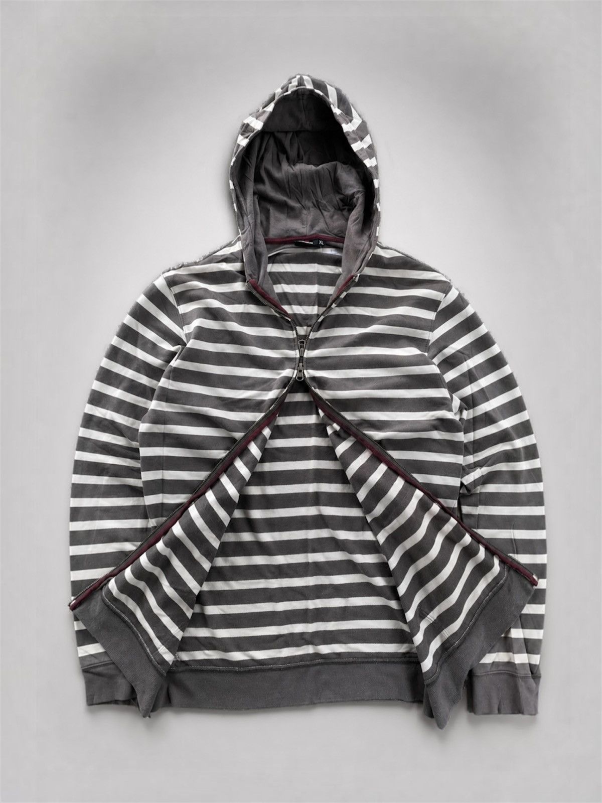 Quiksilver Quiksilver Sunfaded Stripe Disstressed Zip Up Jacket Hoodie Size US XL / EU 56 / 4 - 1 Thumbnail