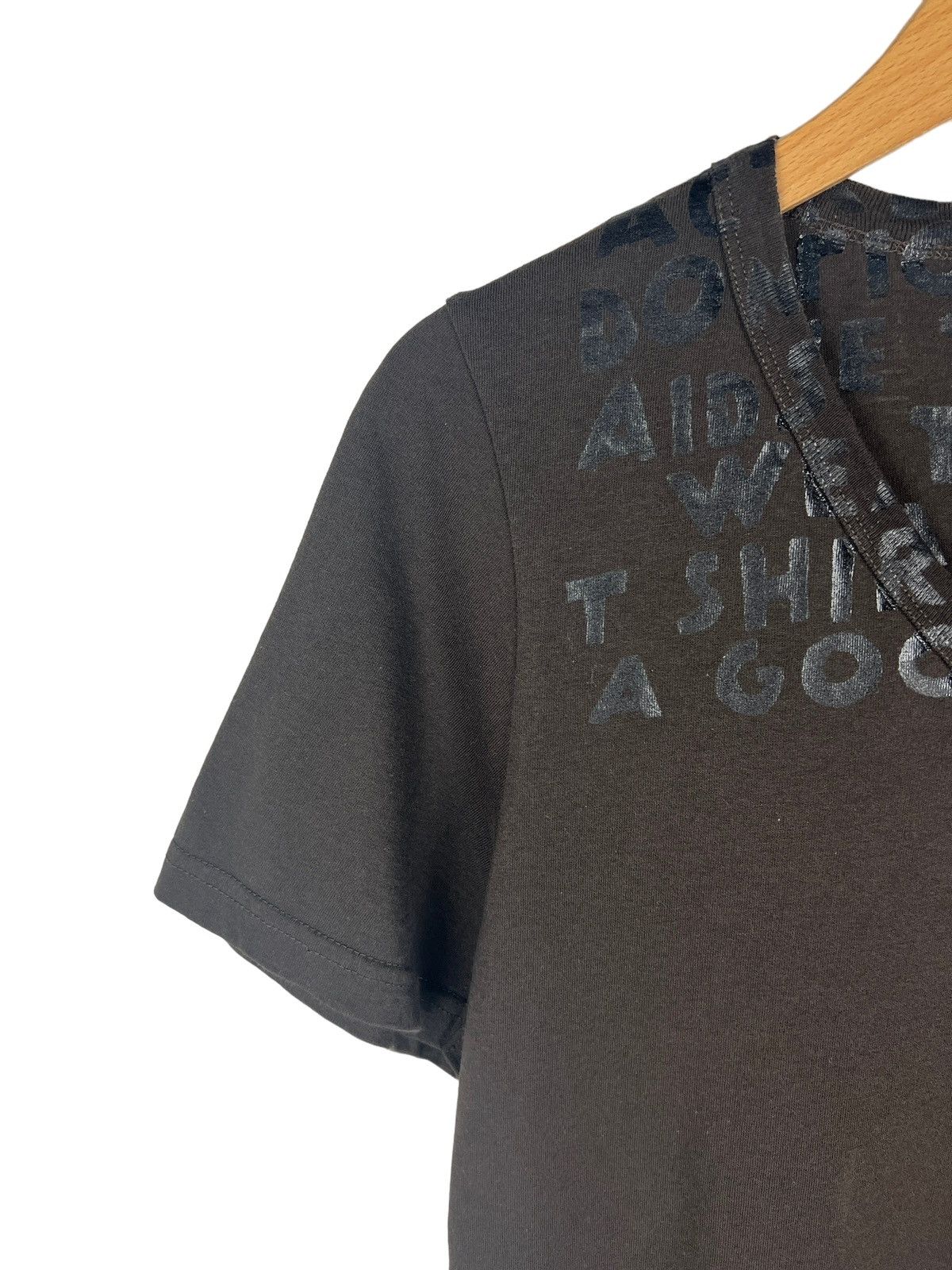 Maison Margiela Maison Margiela Staff AIDS Tshirt Size US S / EU 44-46 / 1 - 4 Thumbnail