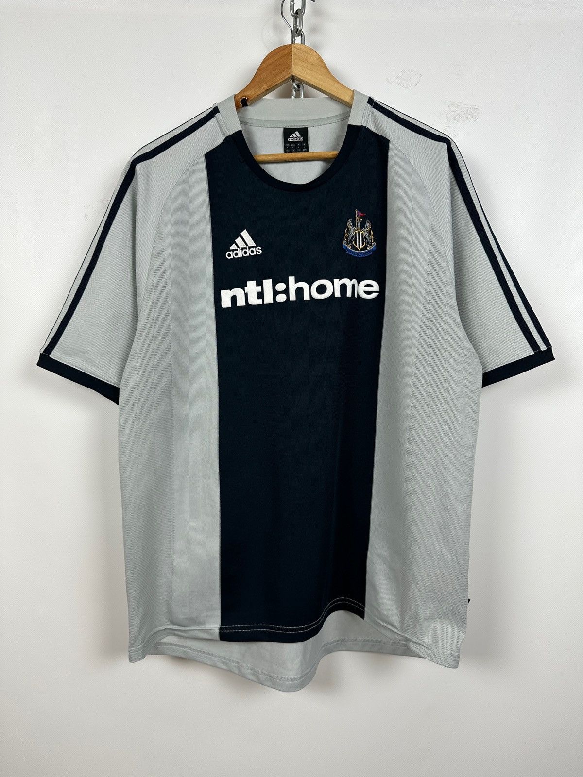 Adidas 2002 Vintage Adidas Newcastle United Away Soccer Jersey Size US L / EU 52-54 / 3 - 1 Thumbnail