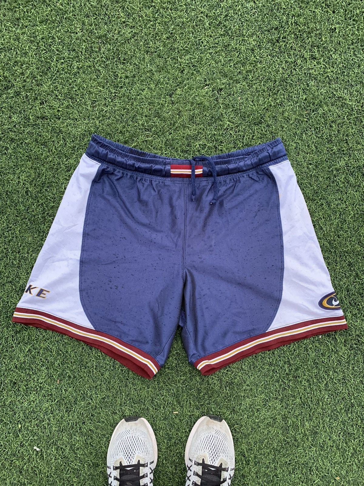 NBA × Nike × Vintage Vintage Nike Basketball Mesh Shorts Y2K USA Size US 36 / EU 52 - 3 Thumbnail