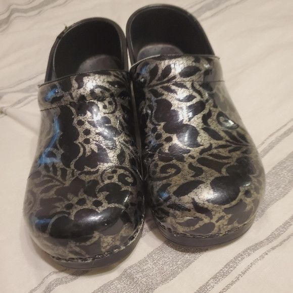 Dansko Dankso Silver Black Floral Clogs Work Comfort SZ EU40/US9 Size US 10 / IT 40 - 7 Thumbnail