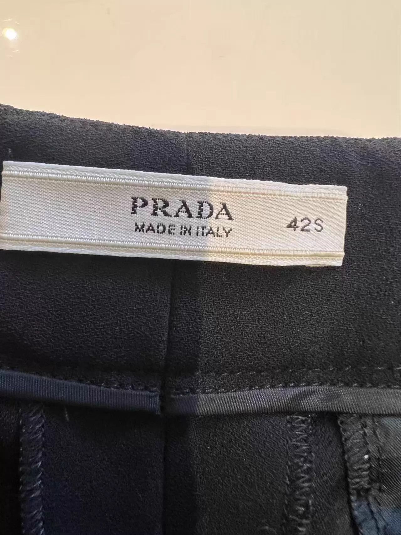 Prada New PRADA Black High-Waist Relaxed Pants 42 IT Size 28" / US 6 / IT 42 - 4 Thumbnail
