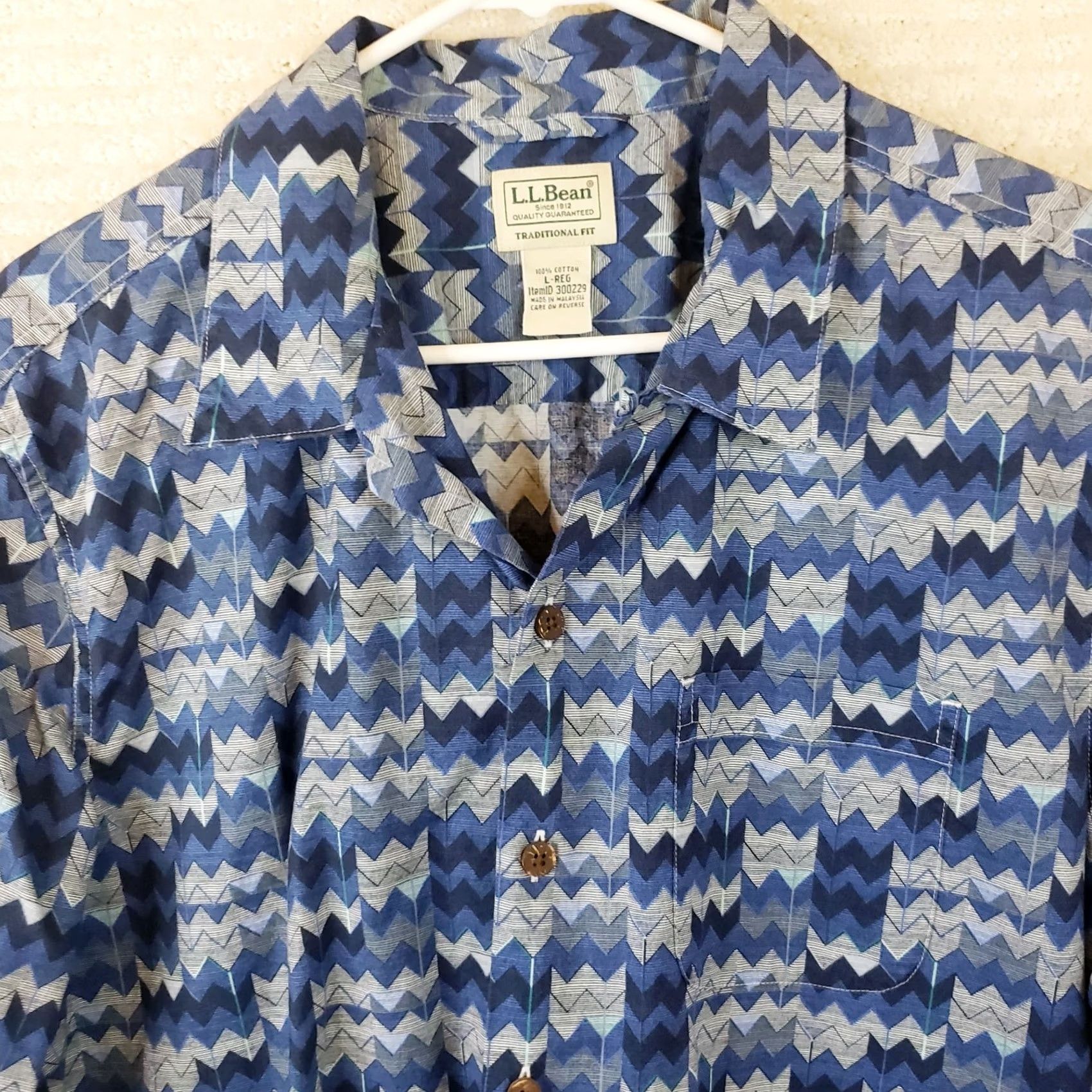 Vintage VINTAGE L.L. Bean Shirt Mens Large Button-Down Traditional Fit Blue Geometric Cotton S Slv Size US L / EU 52-54 / 3 - 3 Thumbnail