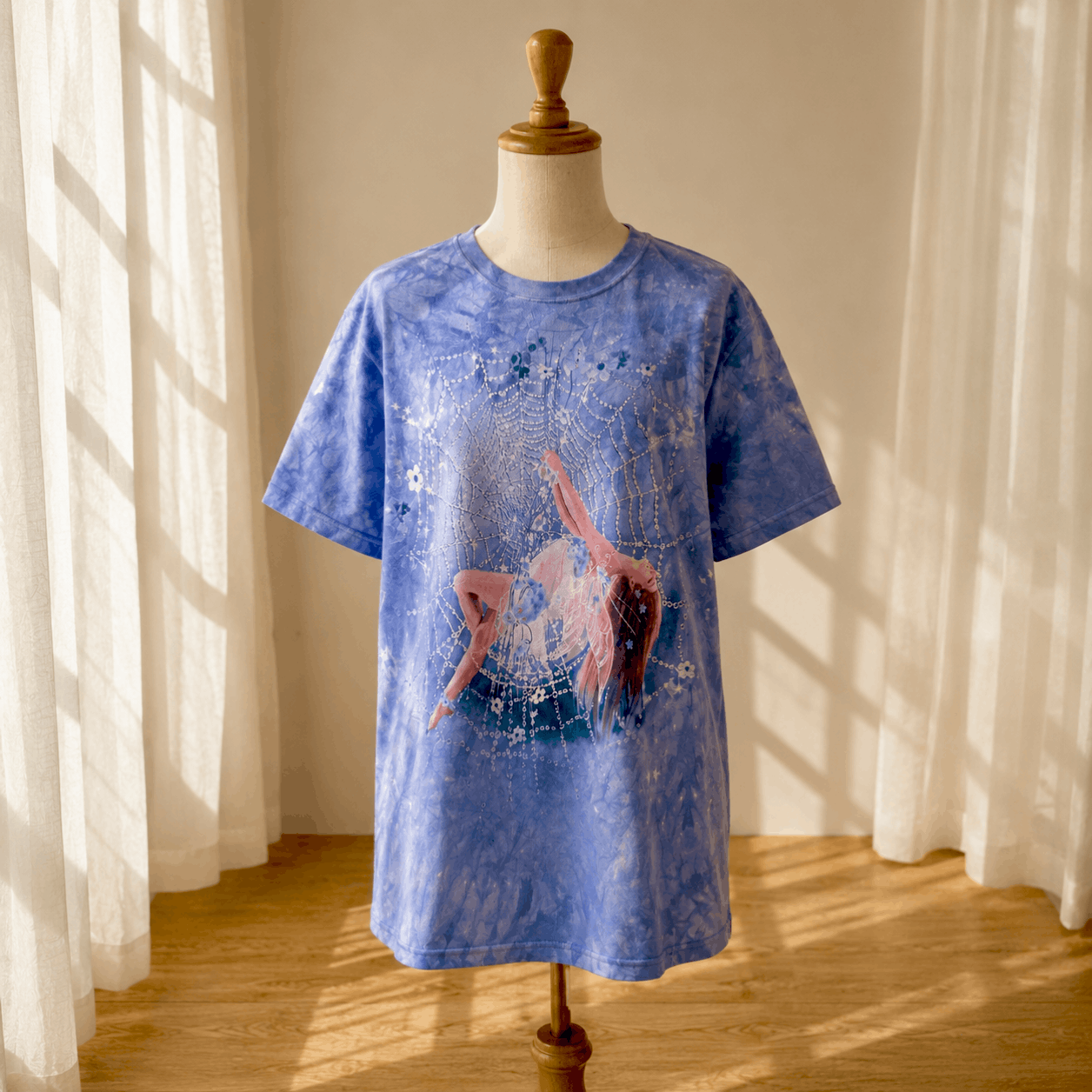 The Mountain The Mountain 'Swing Fairy Over Spider- Web Hand' Dyed Blue Size US M / EU 48-50 / 2 - 2 Thumbnail