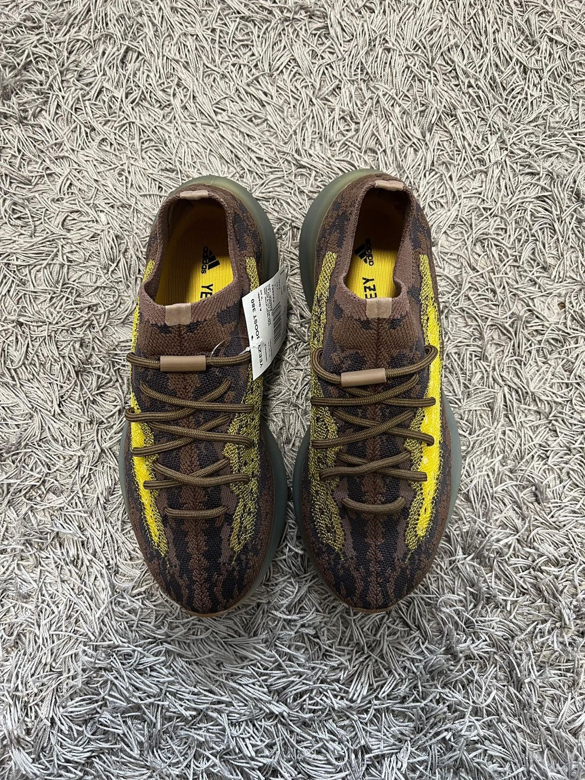 Adidas Adidas Yeezy 380 LMNTE Size US 9.5 / EU 42-43 - 2 Thumbnail