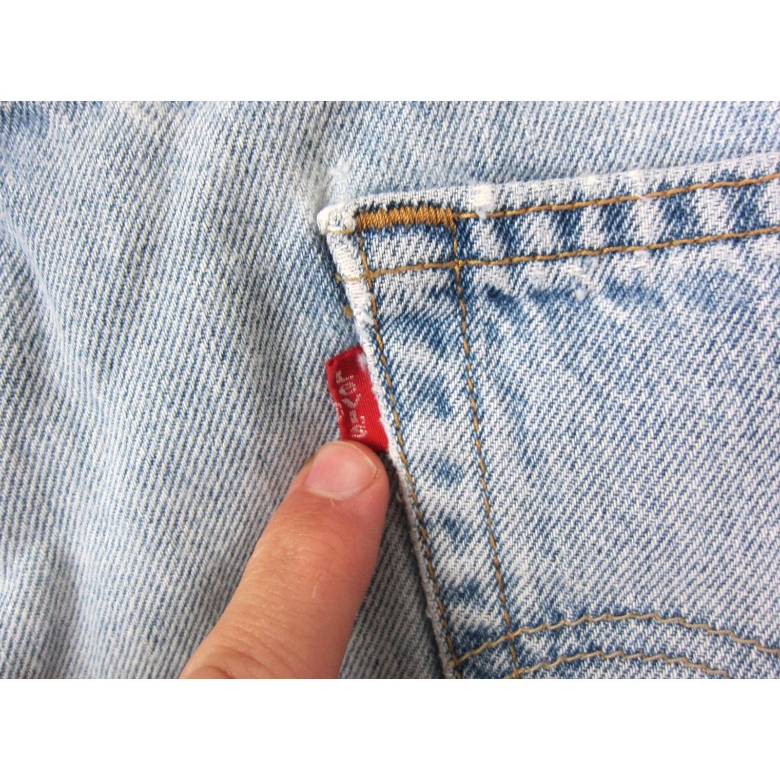 Levi's VINTAGE Levi's 505 Shorts Bermuda Denim Blue 90s Jeans Jorts Mens 36 Blue Denim Casual Workwear Pockets 5-Pocket Design Modern Regular Mens Size US 36 / EU 52 - 3 Thumbnail