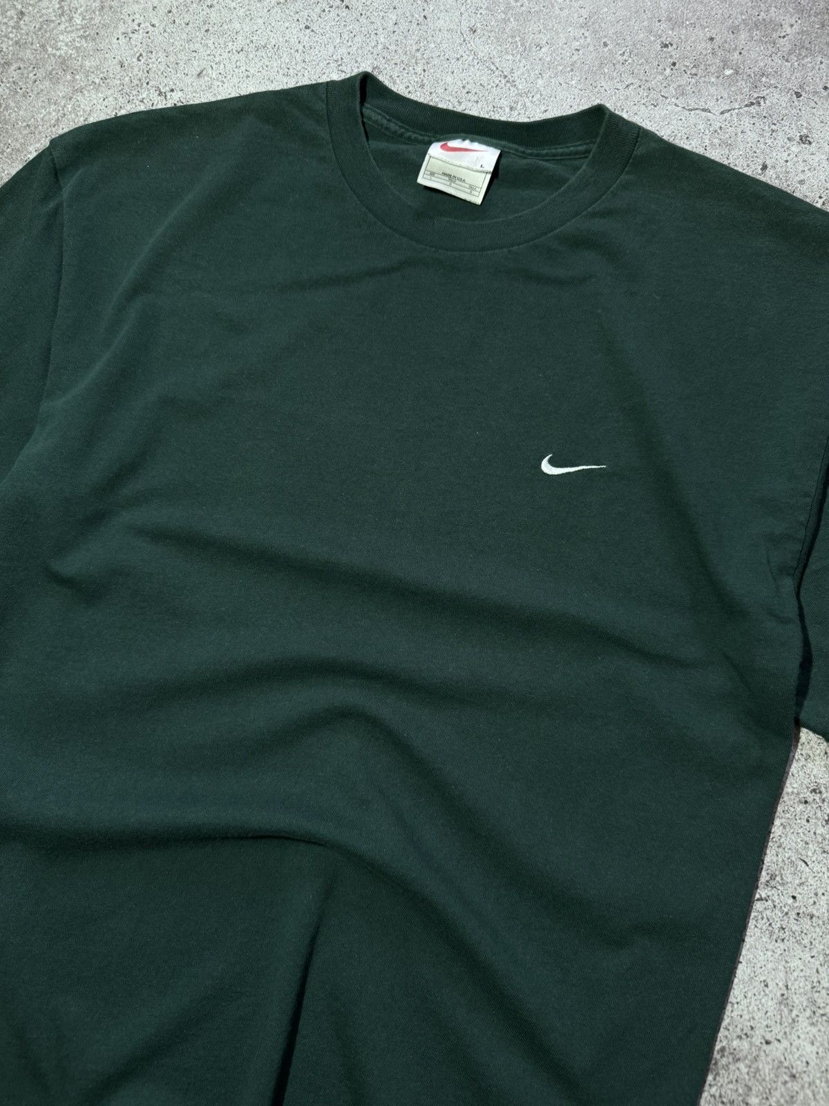 Nike × Vintage Vintage Nike embroidered logo y2k Green T-Shirt Size US L / EU 52-54 / 3 - 2 Thumbnail