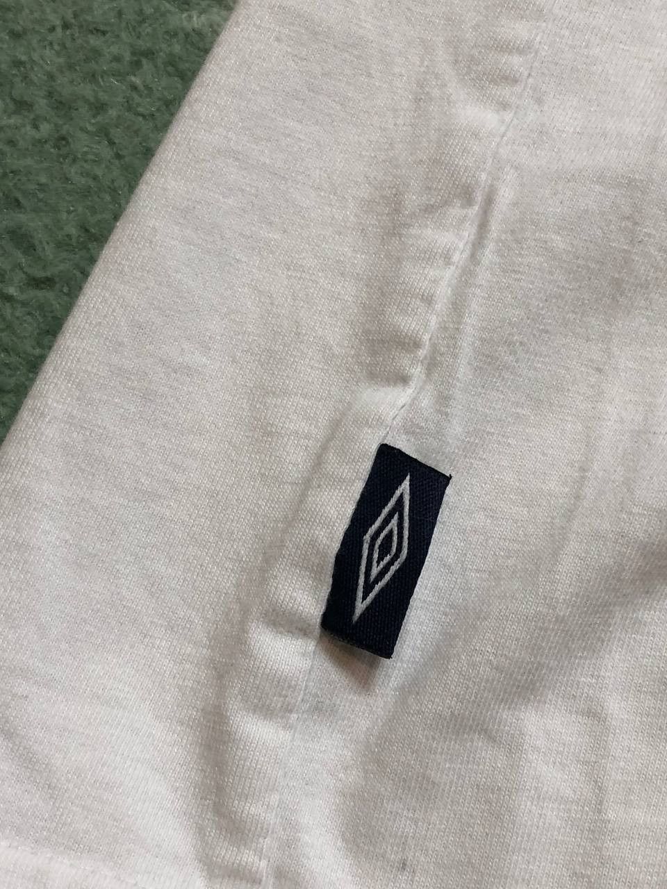 Umbro Vintage Umbro Big Y2K Logo Short Sleeve T-Shirt Size M Size US M / EU 48-50 / 2 - 13 Thumbnail