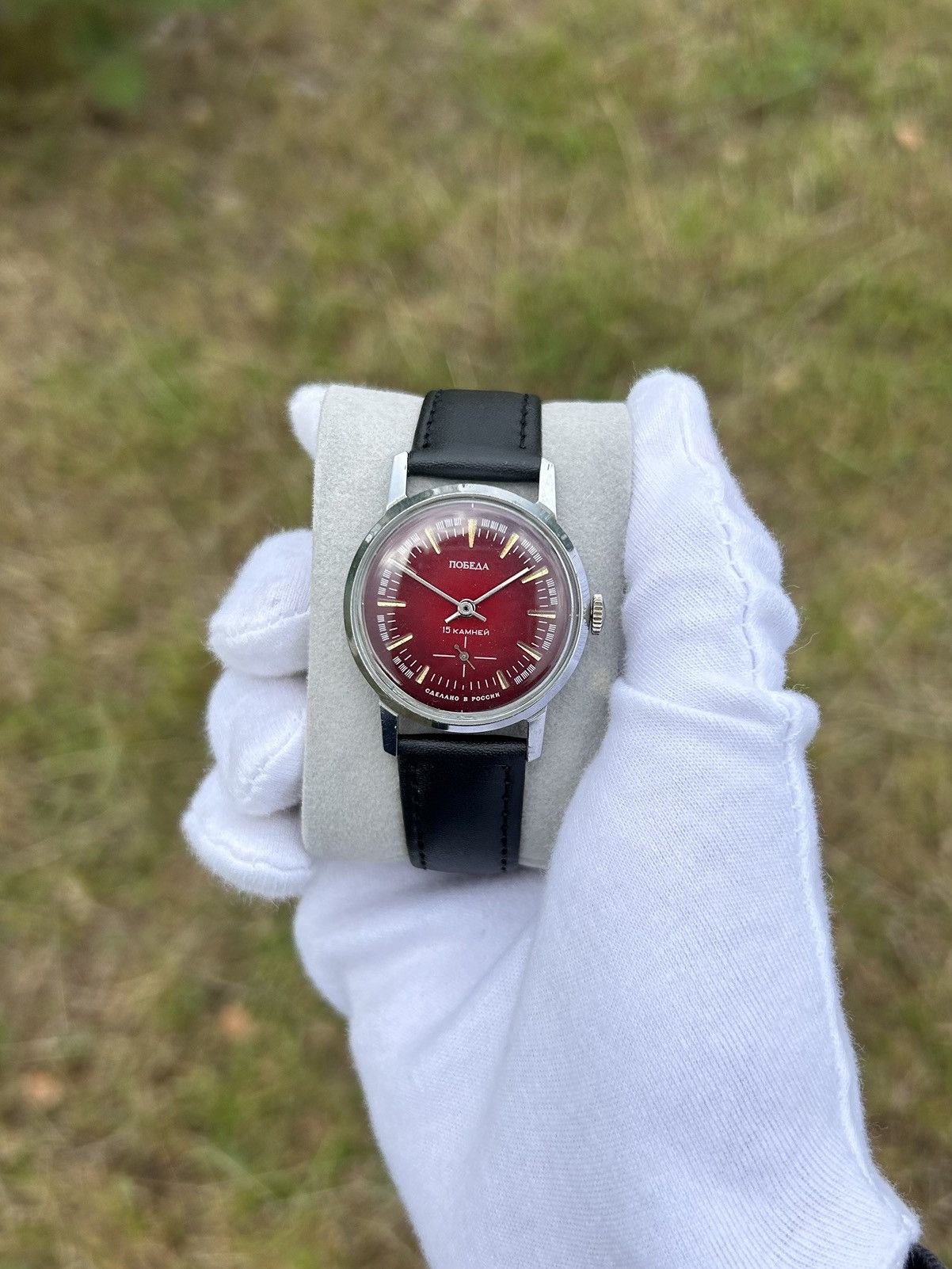 Vintage Vintage Watch Pobeda Retro Authentic Mechanical 1990s Size ONE SIZE - 2 Thumbnail