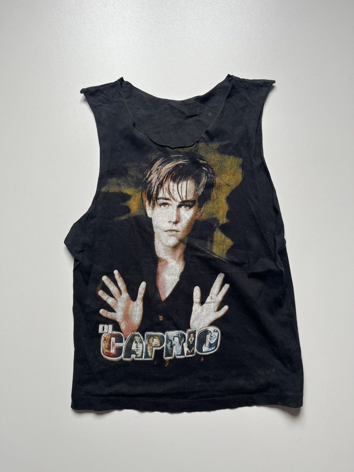 Band Tees Vintage 90s Young Leonardo di Caprio tank top t shirt Size US S / EU 44-46 / 1 - 1 Thumbnail