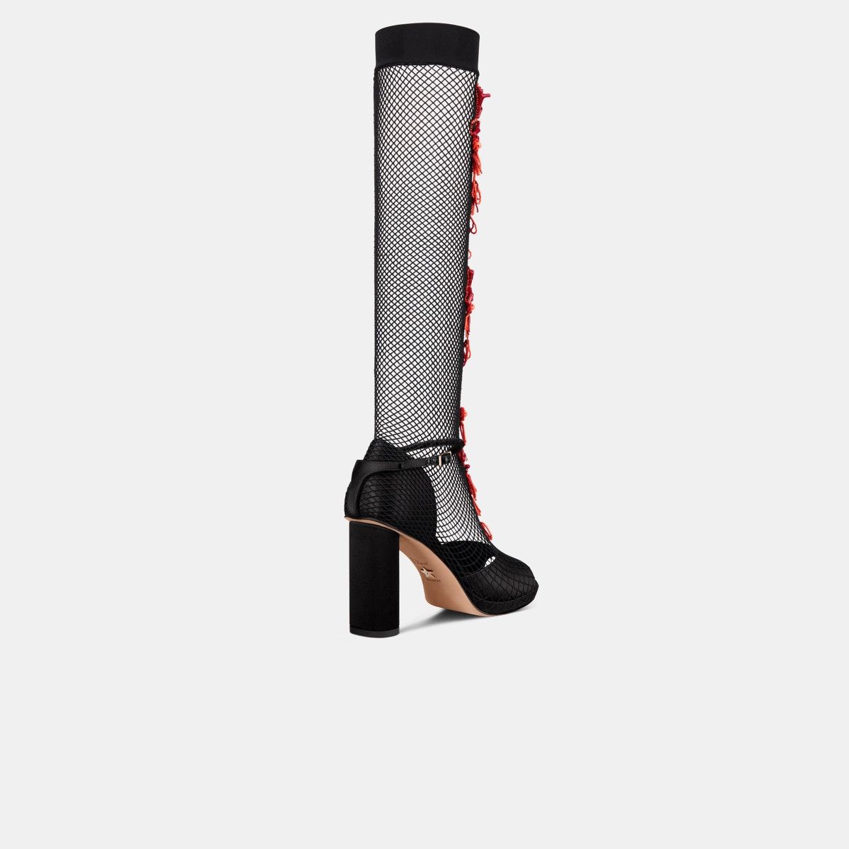 o1bcso1str0524 Strap Sandals in Black