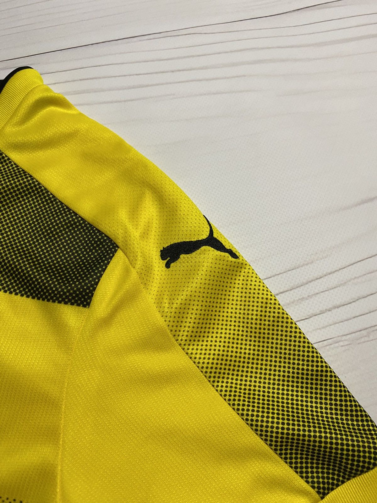 Puma × Vintage Puma Borussia Dortmund 2017/18 Home Jersey T Shirt Size US S / EU 44-46 / 1 - 10 Thumbnail