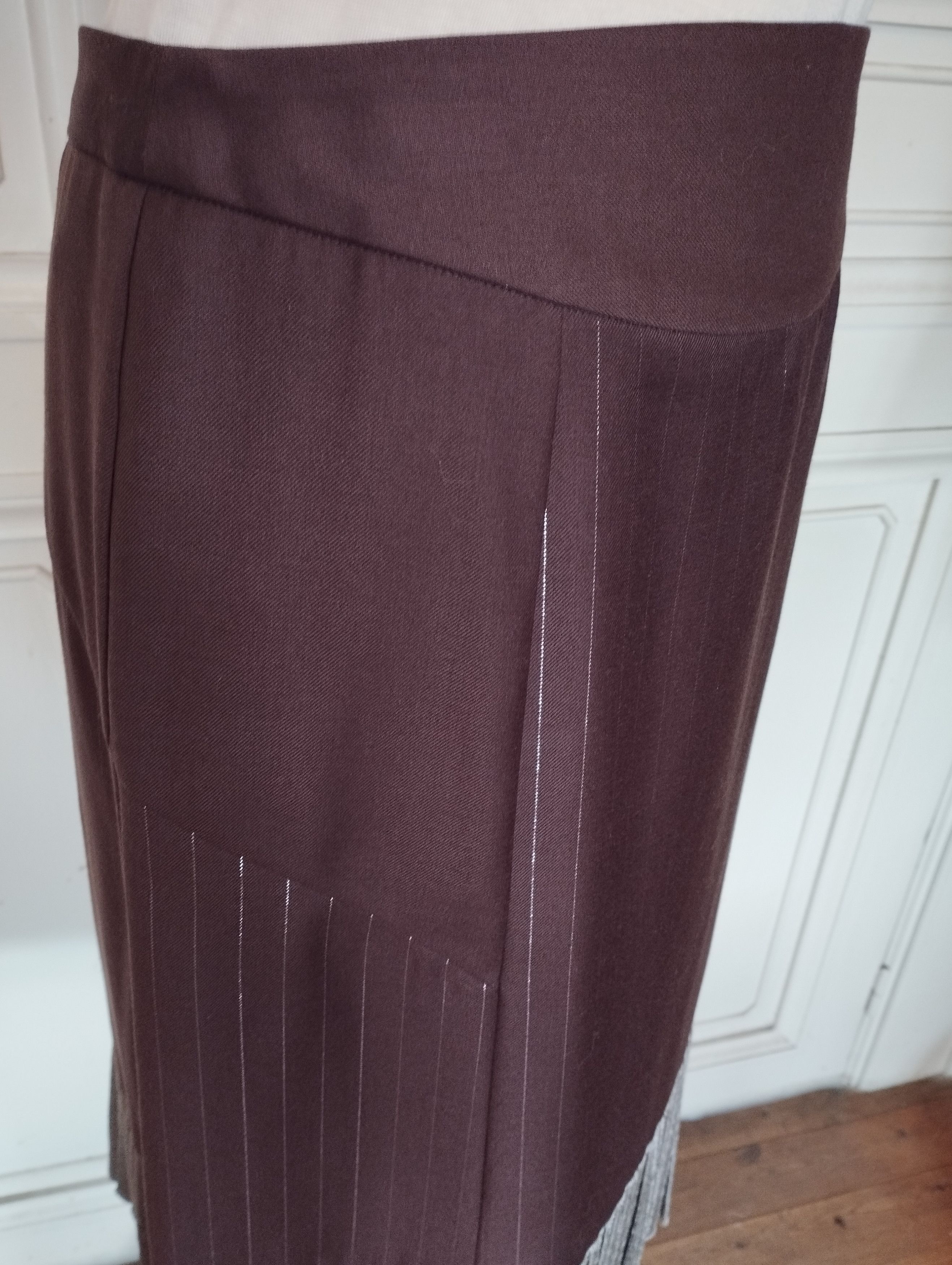 Christian Lacroix Christian Lacroix Jupe Laine et Soie TL Size 28" / US 6 / IT 42 - 8 Thumbnail