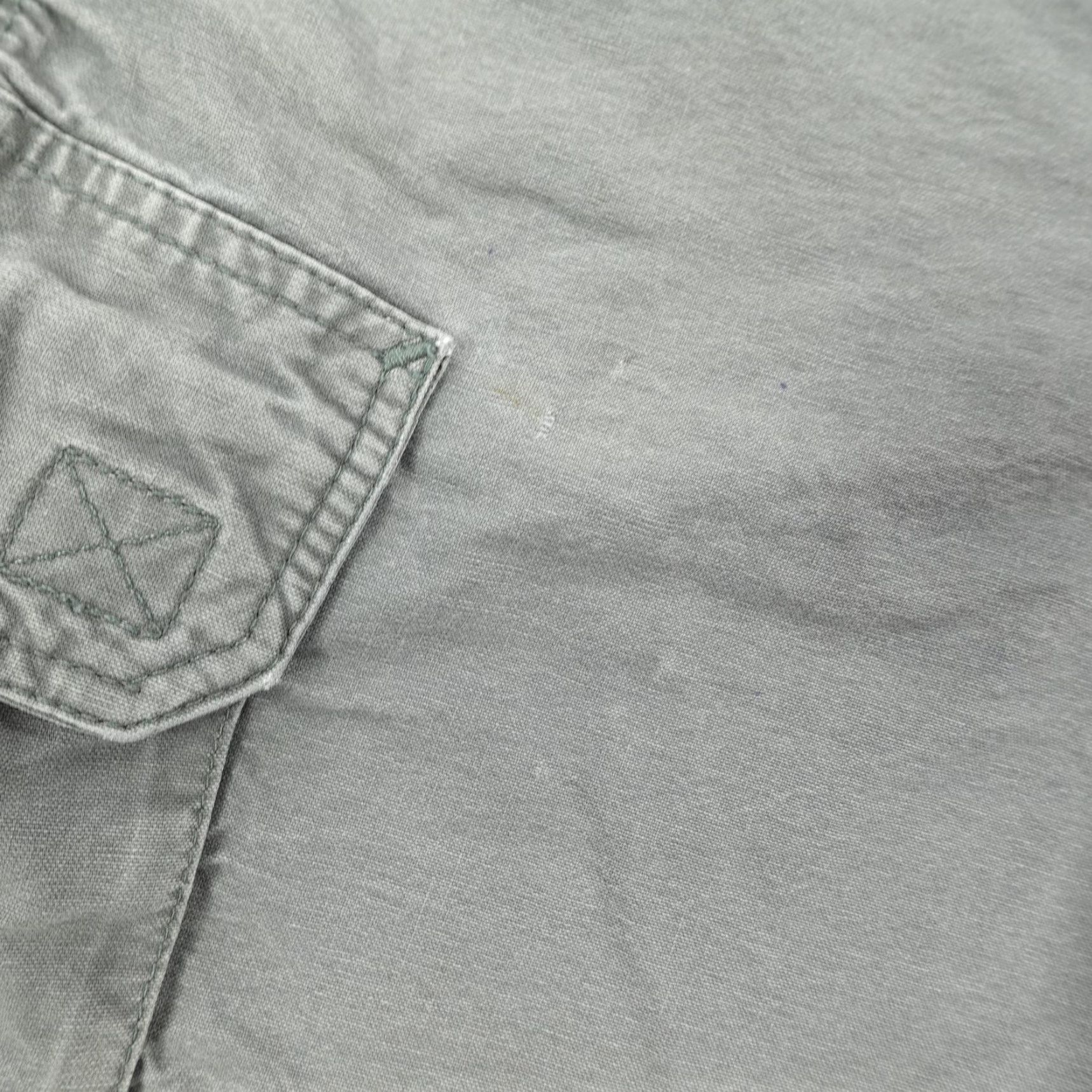 Carhartt VINTAGE Carhartt Shorts Mens Large Gray Cargo Work Utility Canvas Heavy Duty ^ Size US 34 / EU 50 - 4 Thumbnail