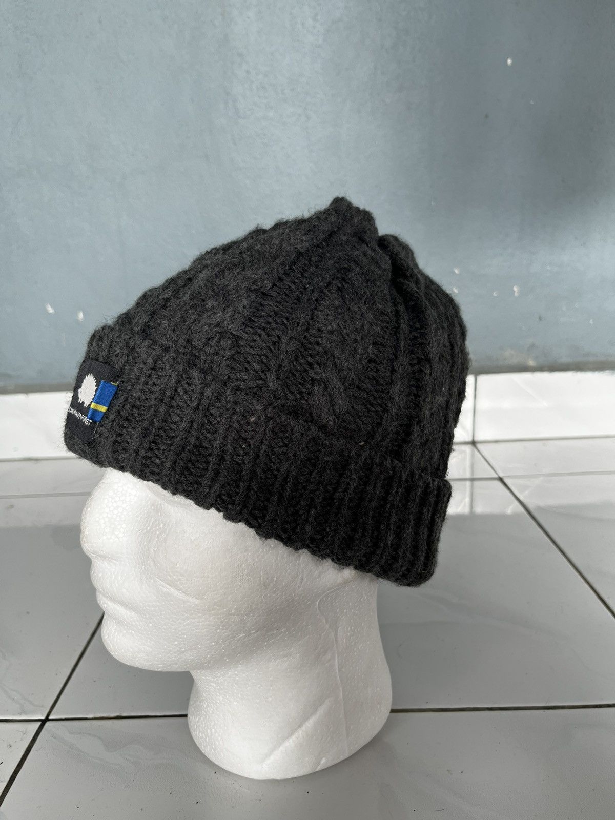 Japanese Brand × Vintage Knitted Crochet Scandivian Forest Beanie Hats Size ONE SIZE - 3 Thumbnail