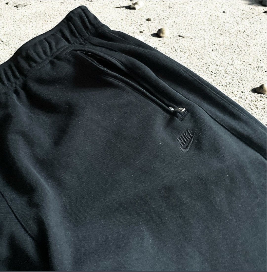 Nike × Vintage Vintage Nike Black Sweatpants swoosh Size US 34 / EU 50 - 2 Thumbnail