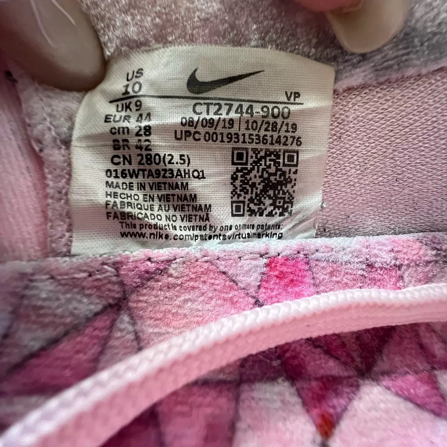 Nike Nike KD 12 Breast Cancer 44 Original Box Size US 11 / EU 44 - 8 Thumbnail